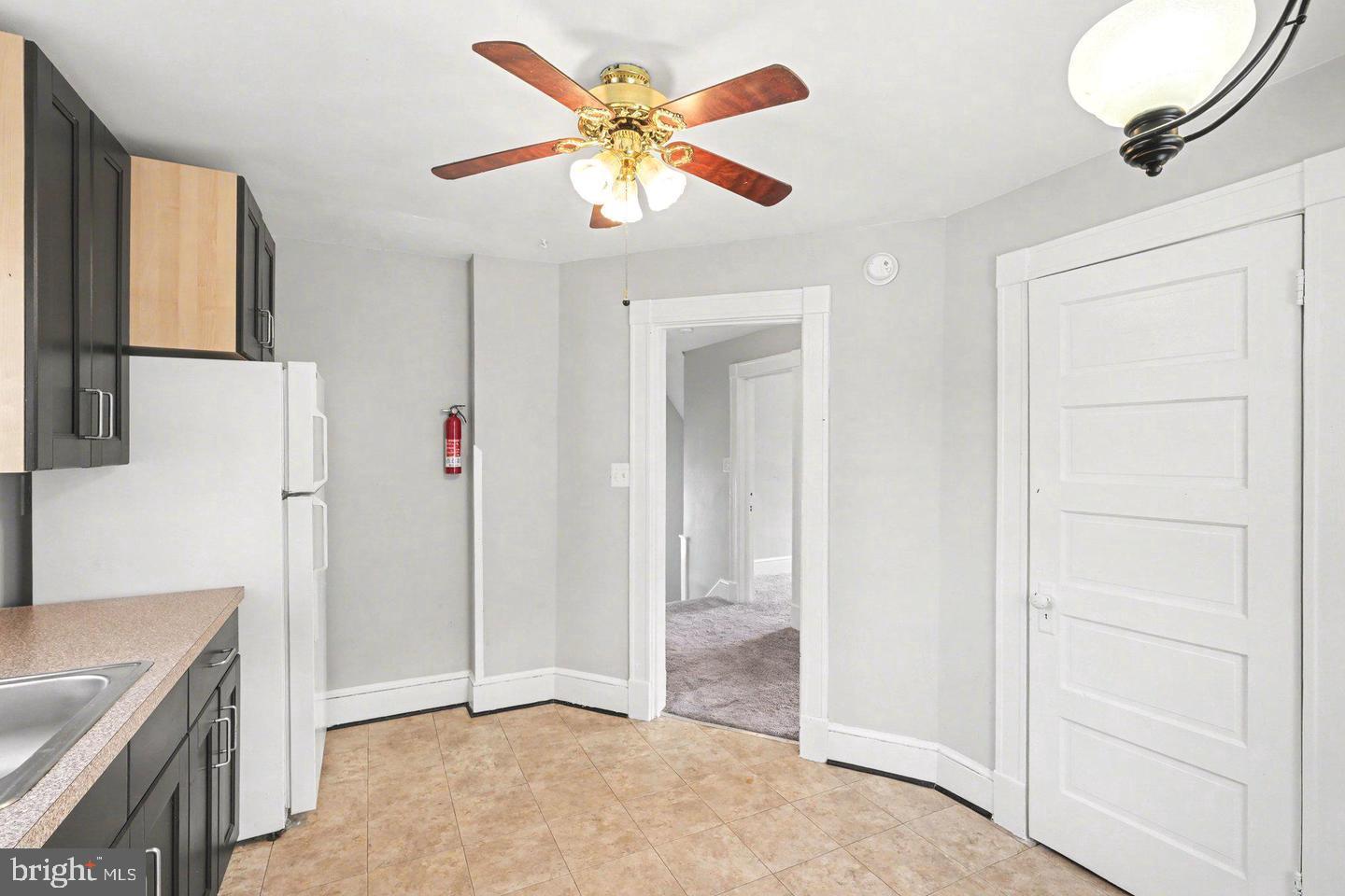 803 Wolfe St #a Property Photo 8