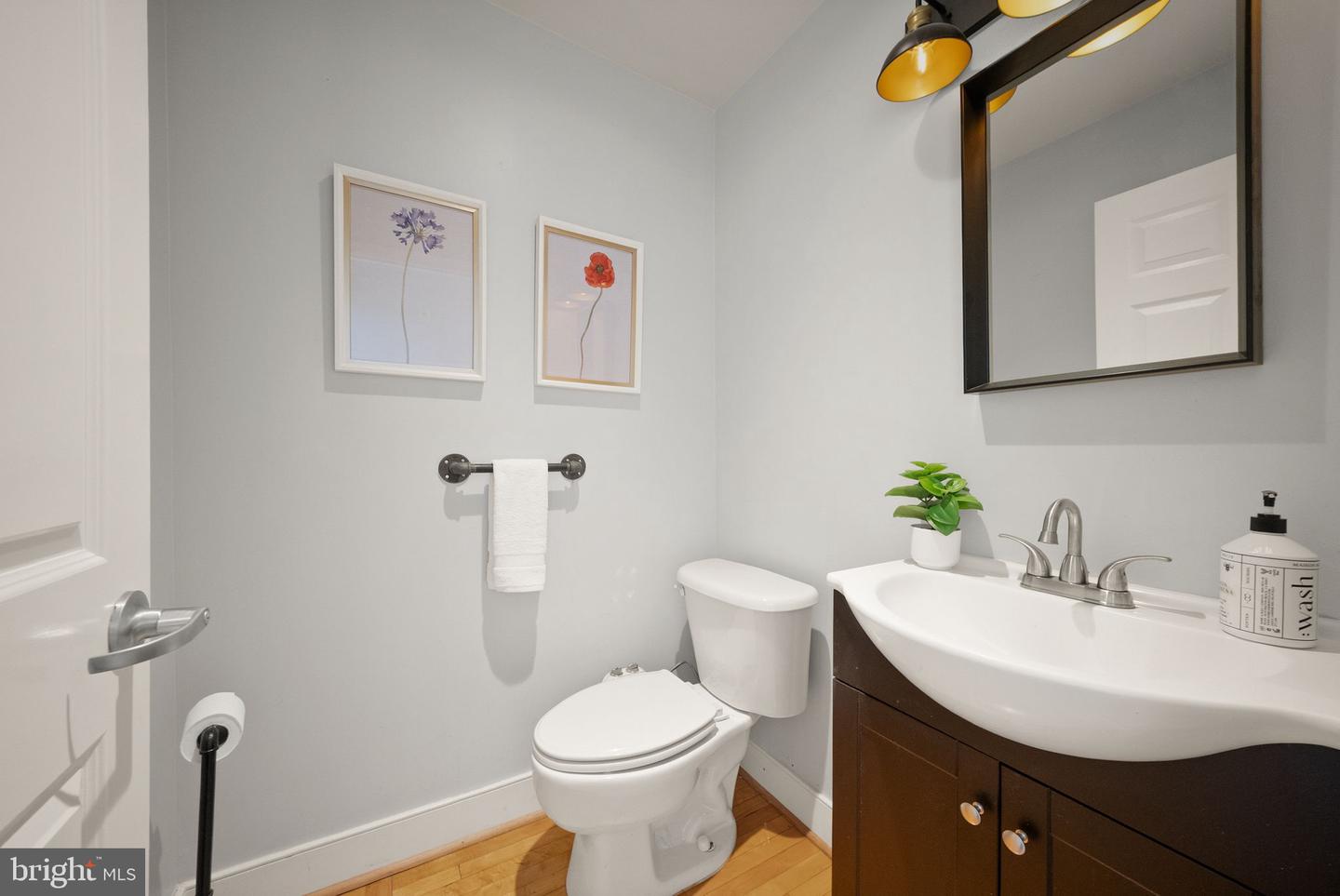 900 Barton St #301 Property Photo 39