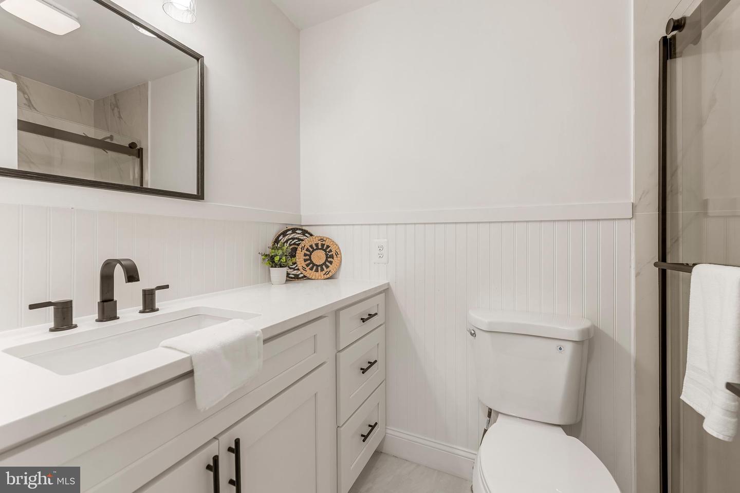 1329 Brent St Property Photo 20