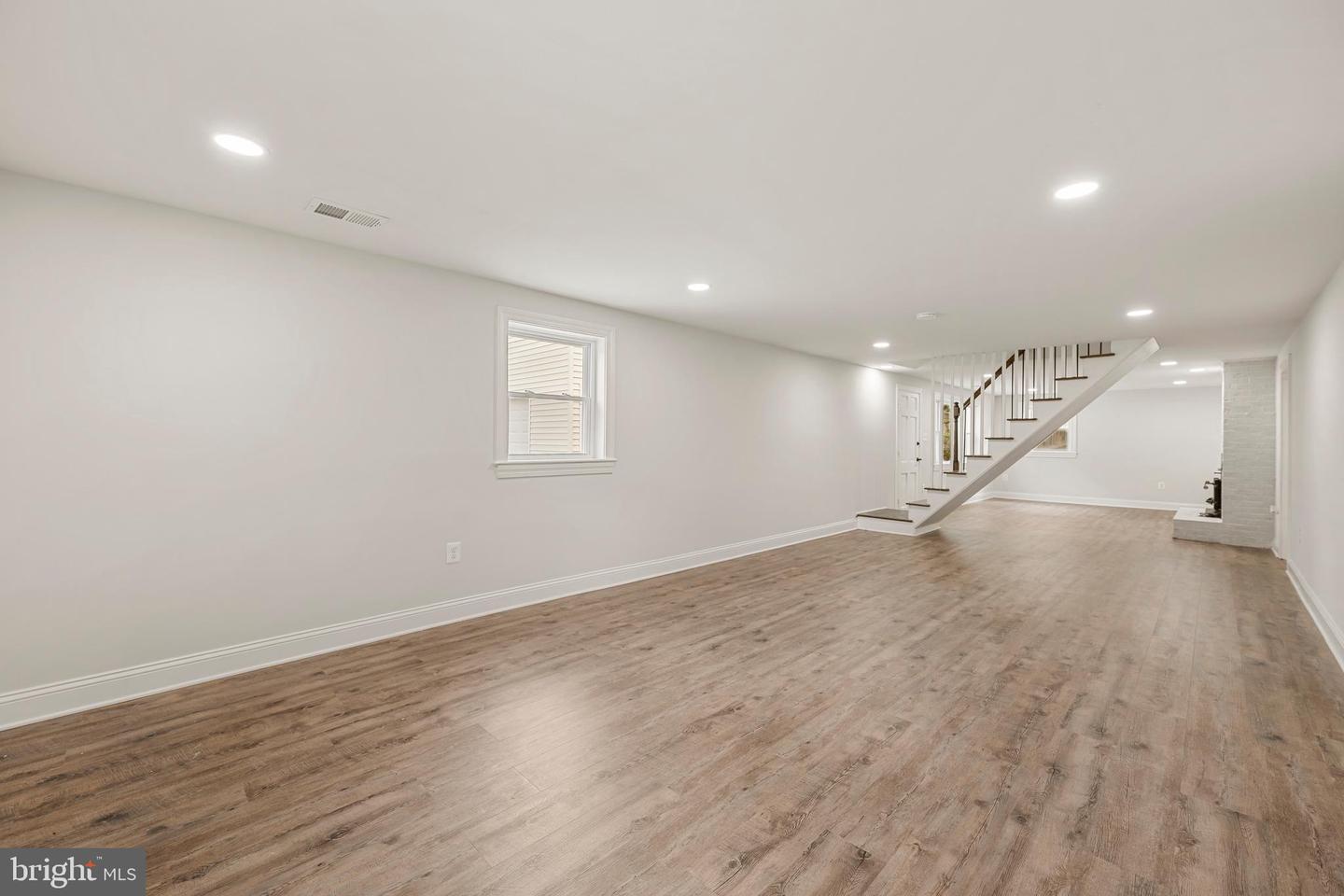 1329 Brent St Property Photo 26