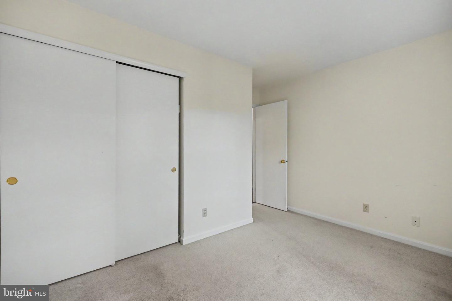 7 Seneca Ter Property Photo 23