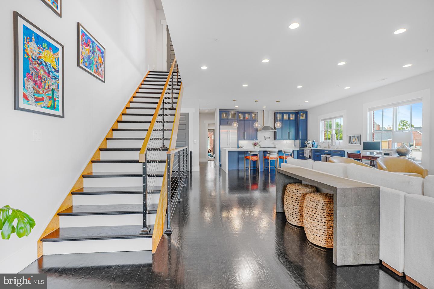 521 William St Property Photo 31