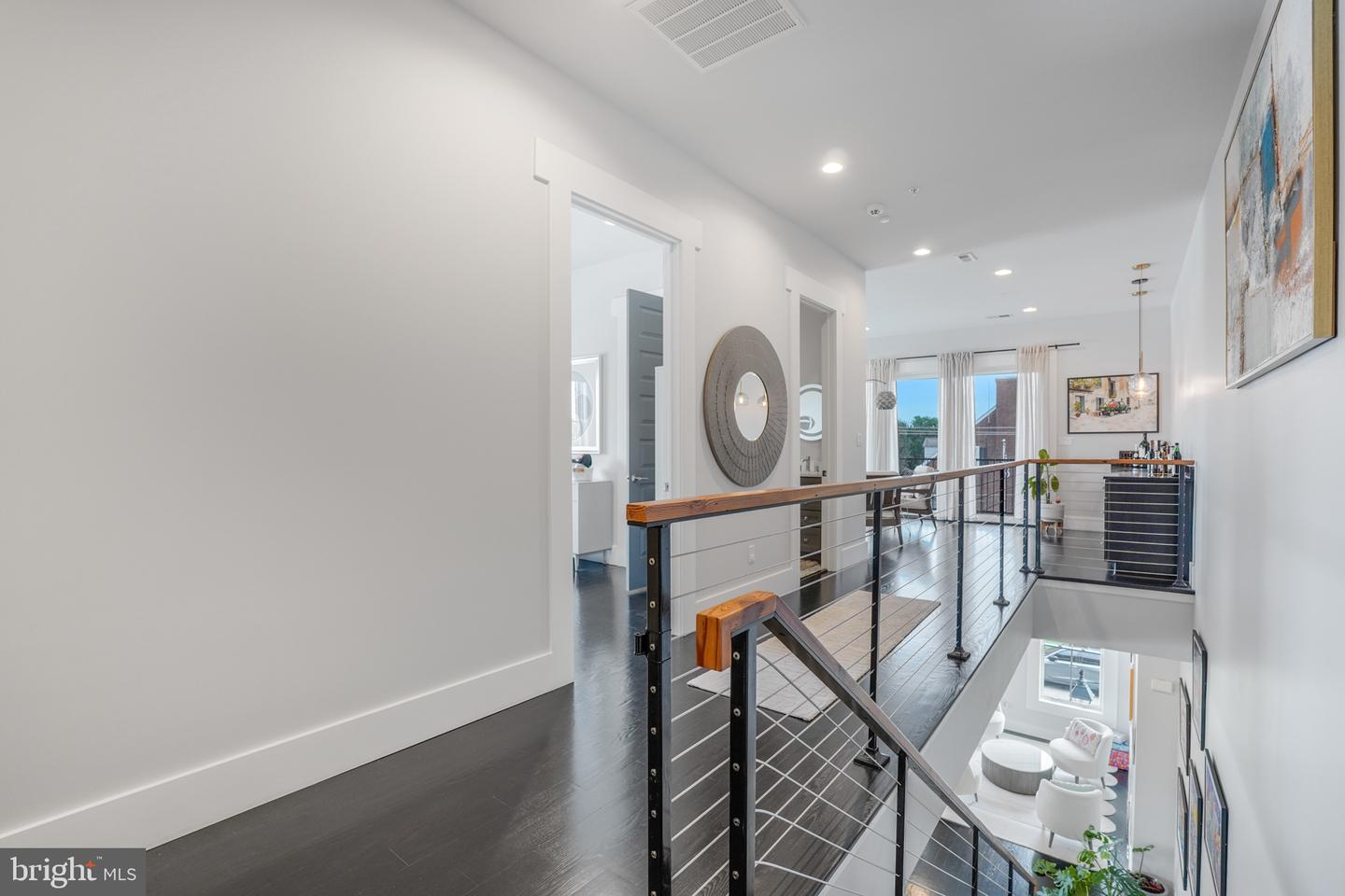 521 William St Property Photo 40