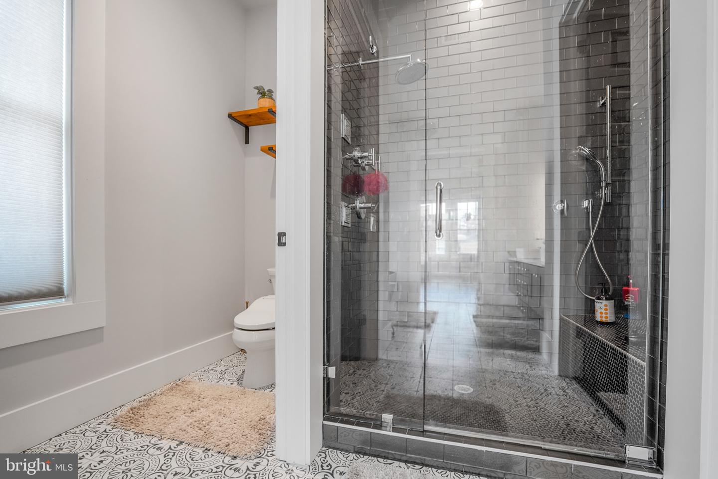 521 William St Property Photo 63