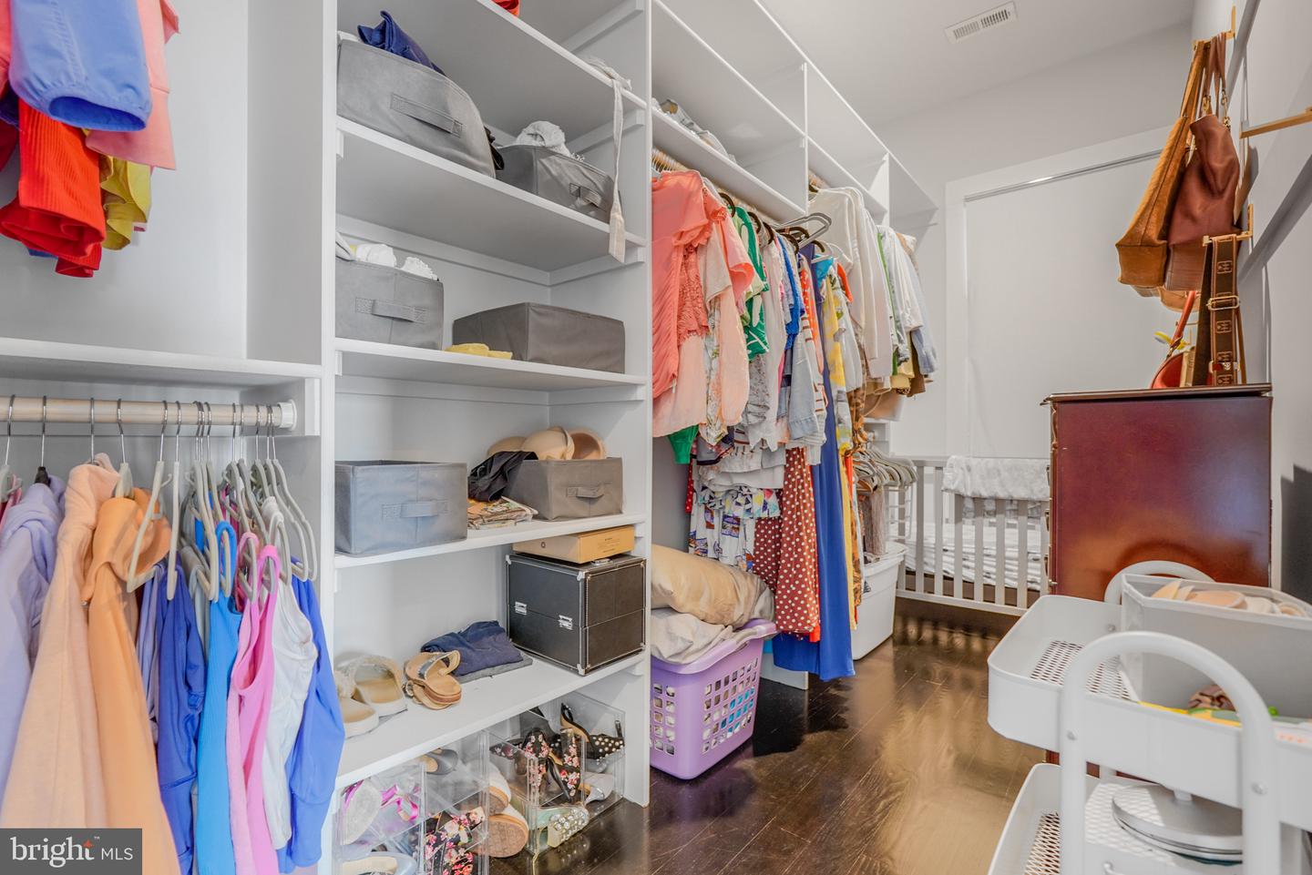 521 William St Property Photo 65