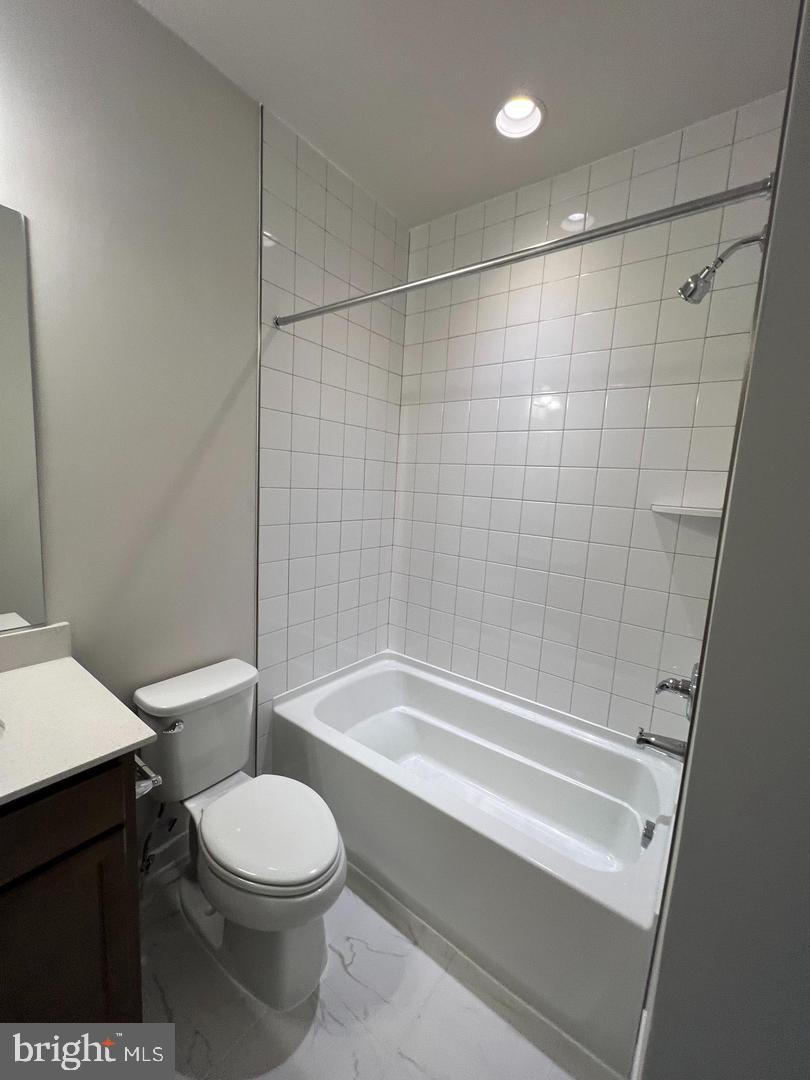 217 Willis St Property Photo 15