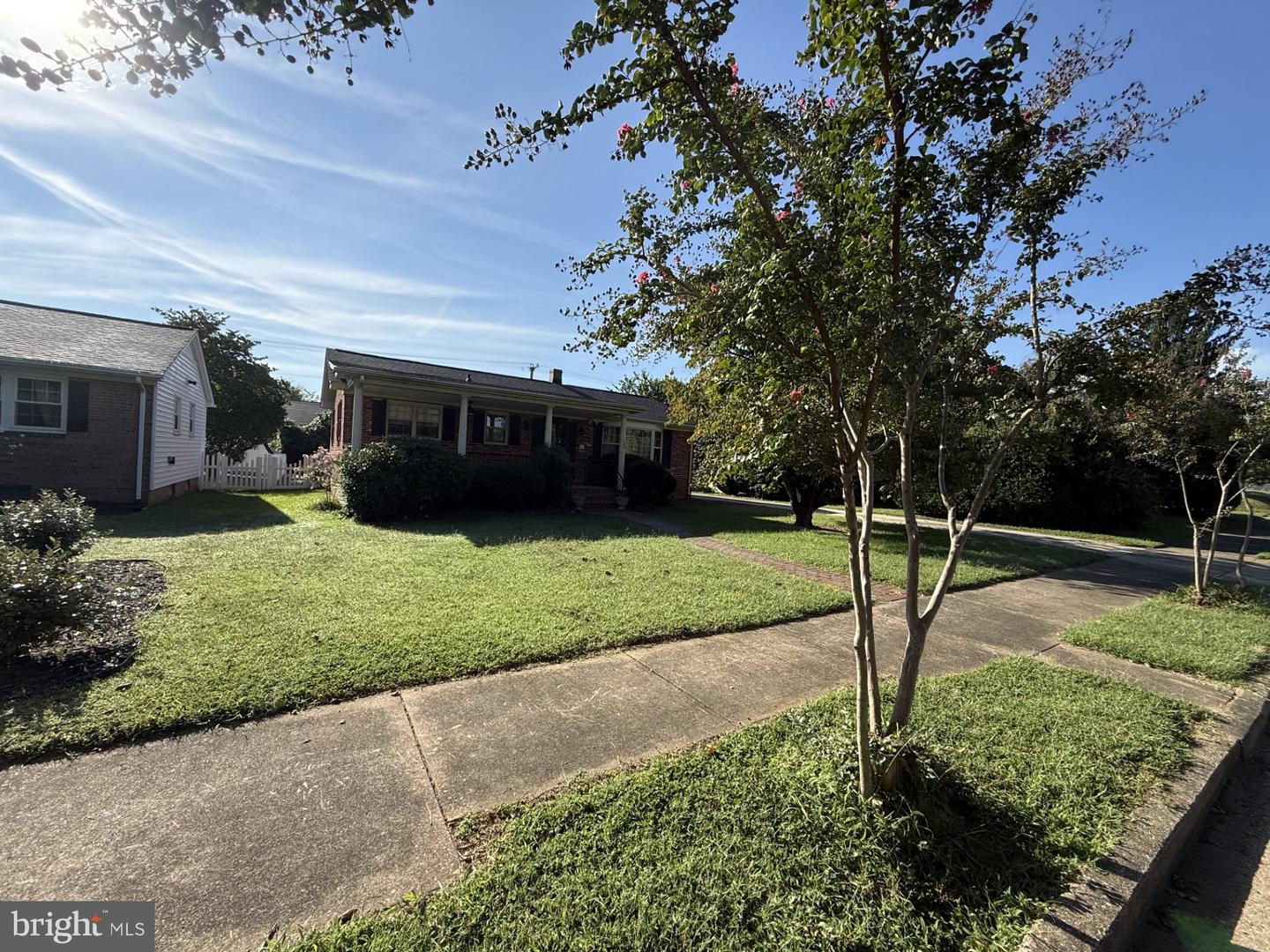 446 Hanson Ave Property Photo 1