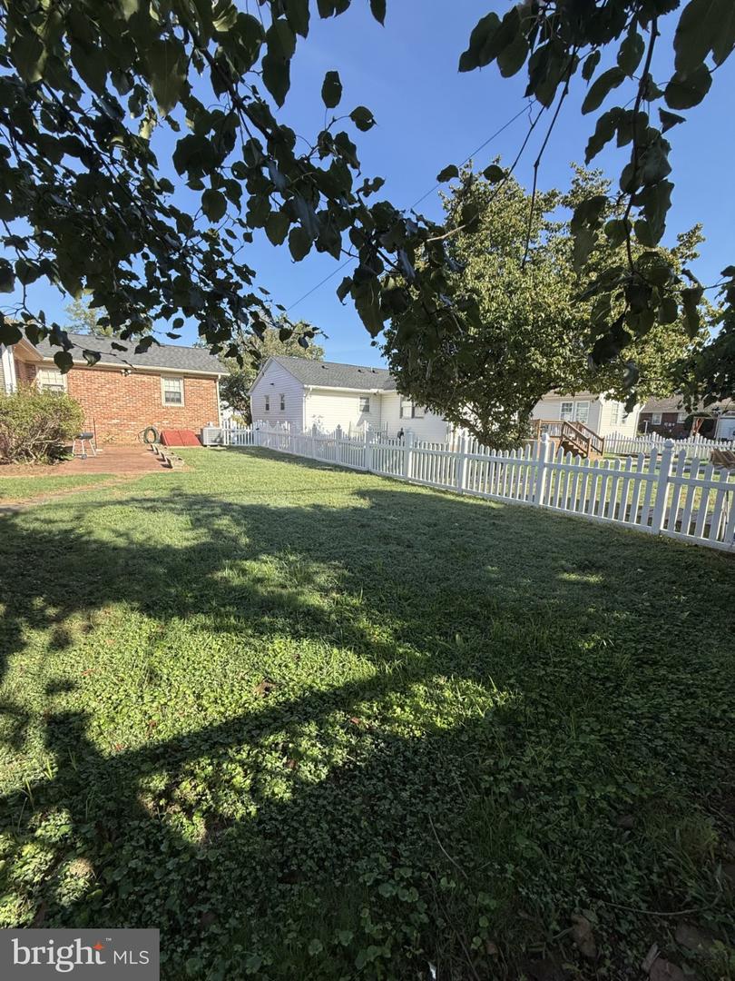 446 Hanson Ave Property Photo 34