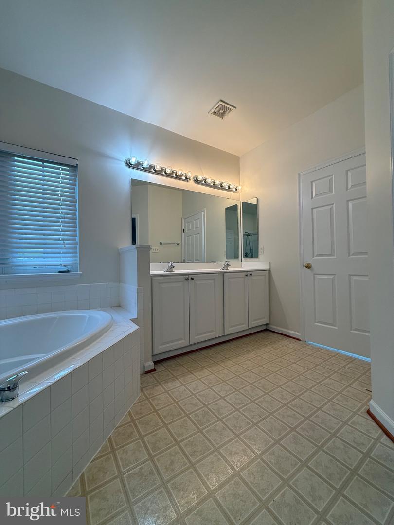 1113 Walker Dr Property Photo 23