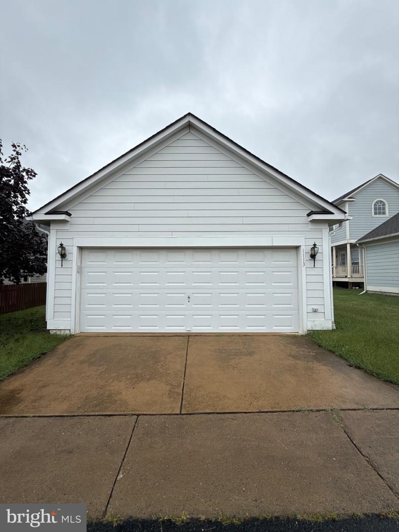 1113 Walker Dr Property Photo 41