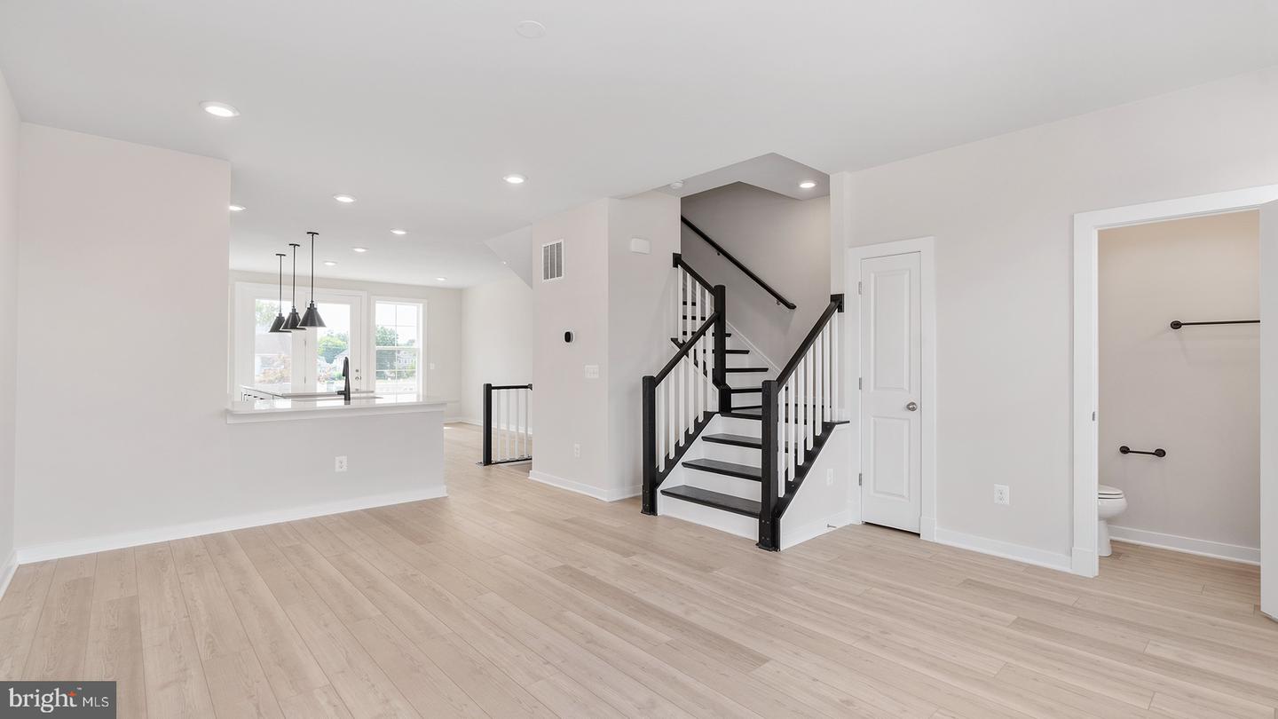 420 Germania St Property Photo 17