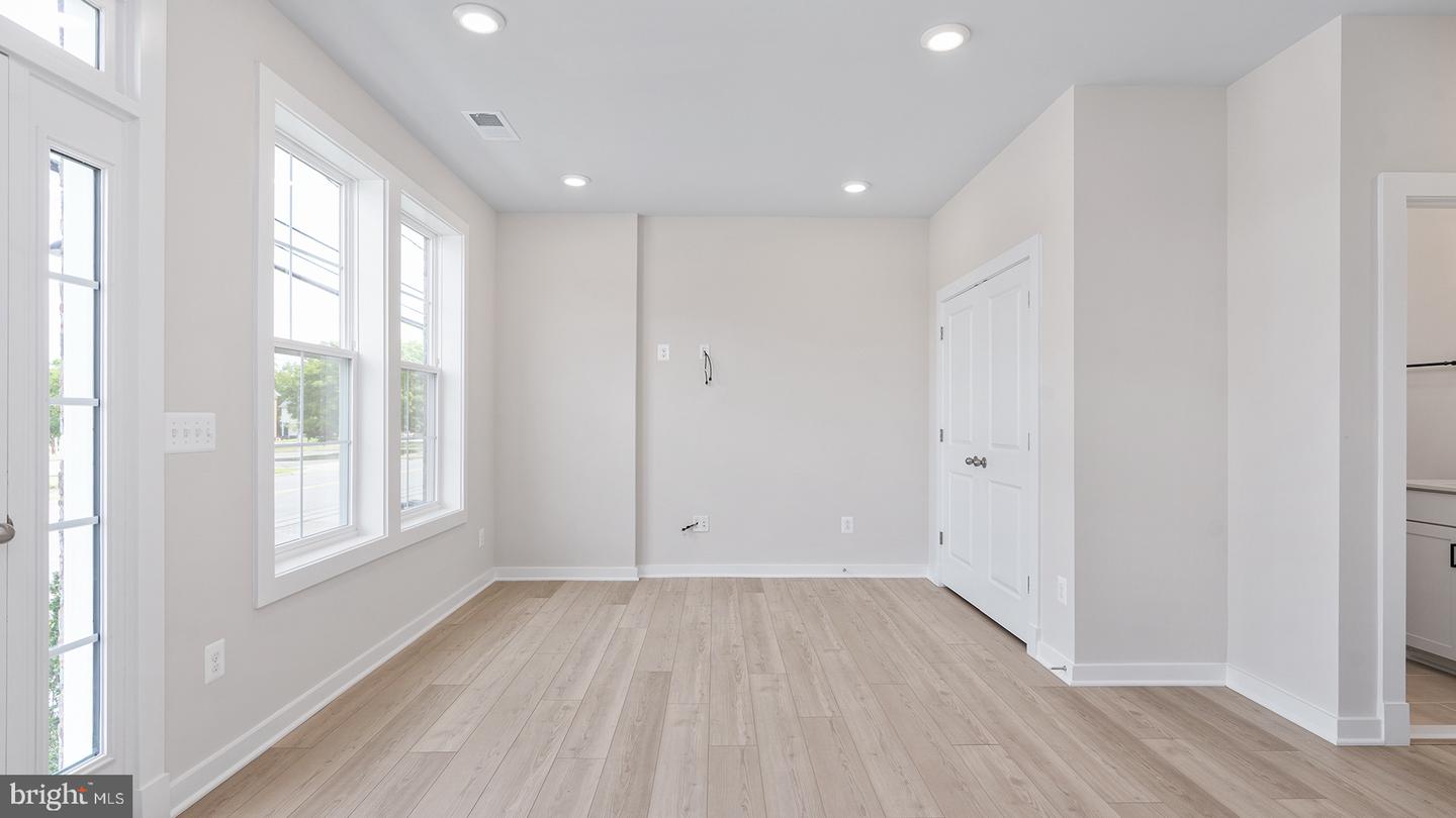 420 Germania St Property Photo 20