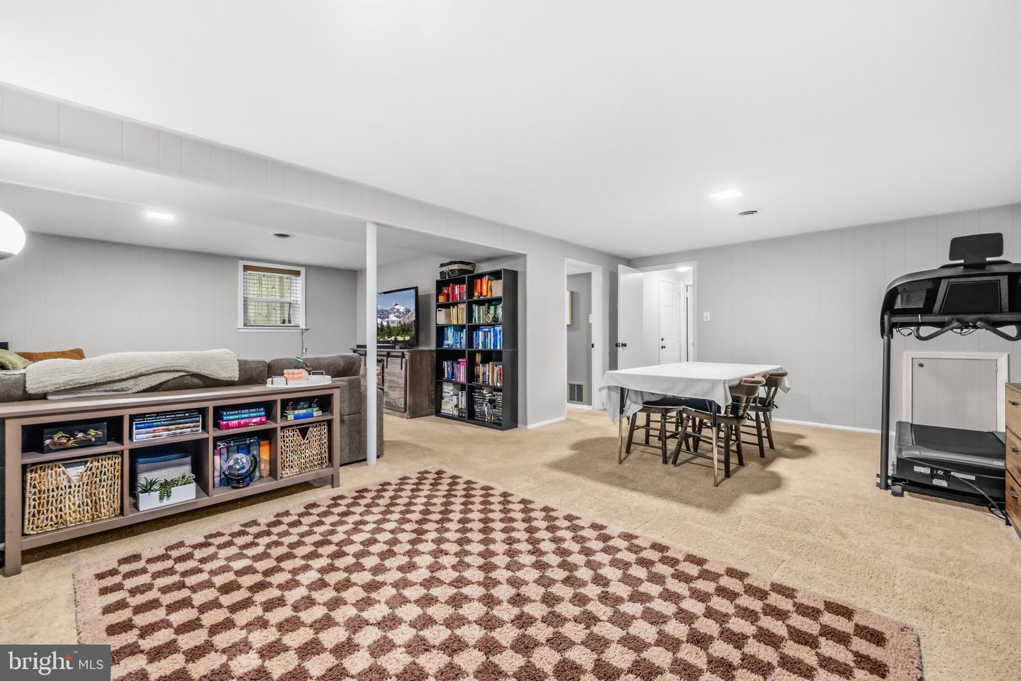 1 Hooker Pl Property Photo 25