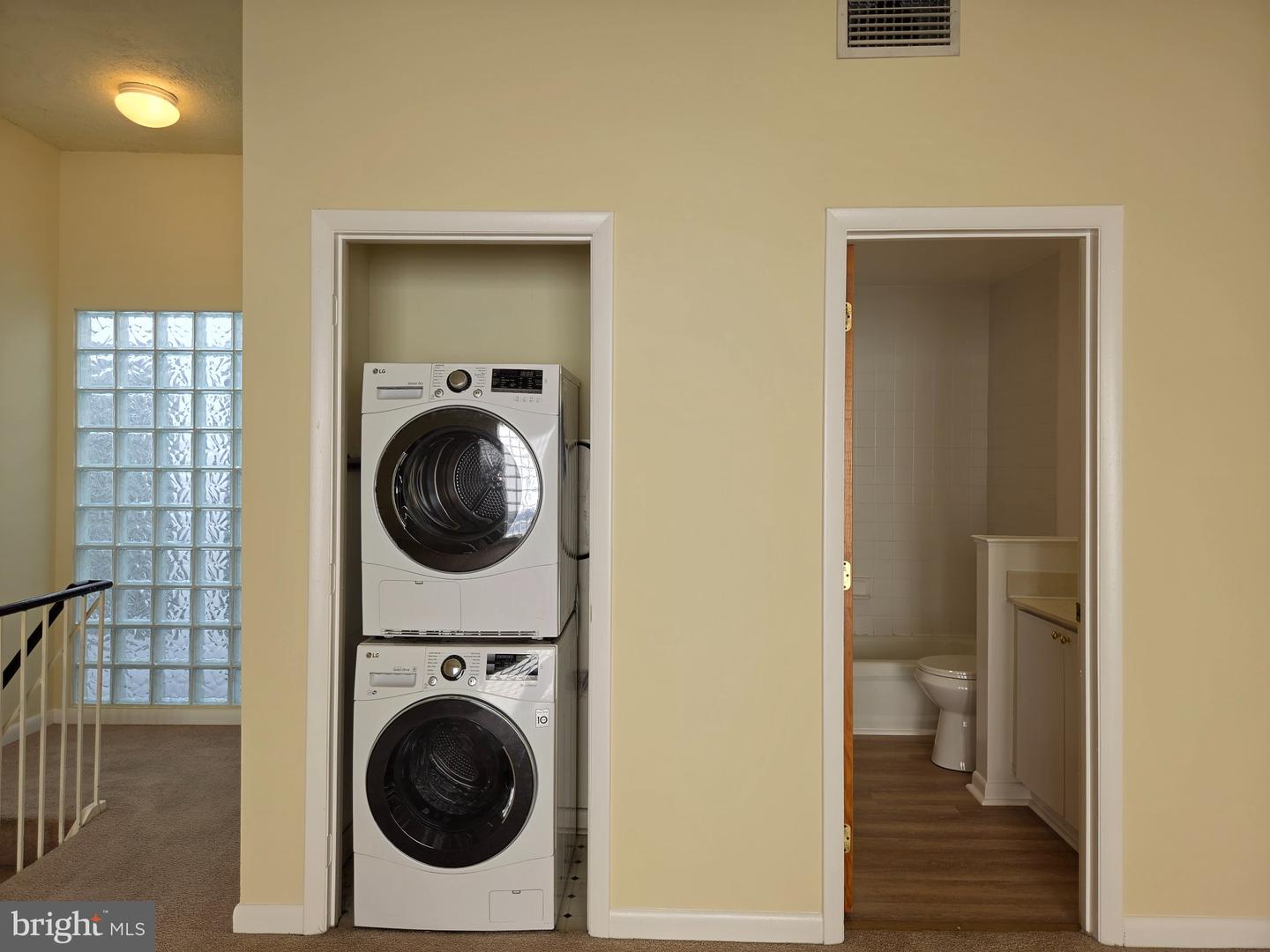 907 Caroline St #9 Property Photo 21