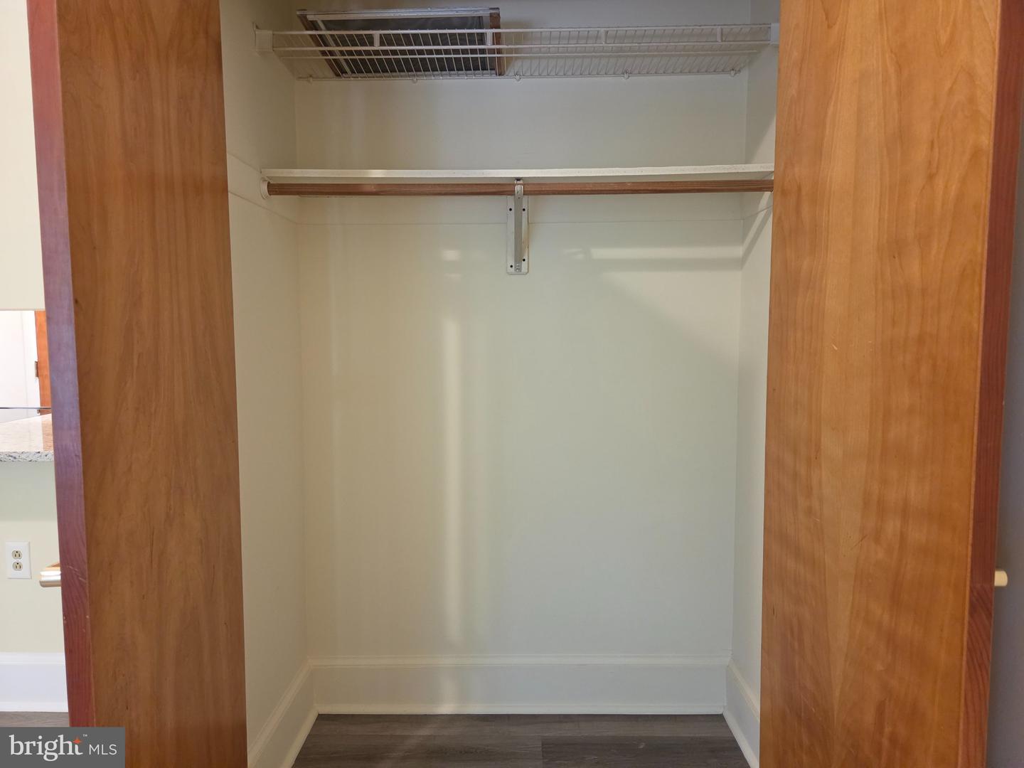 907 Caroline St #16 Property Photo 12