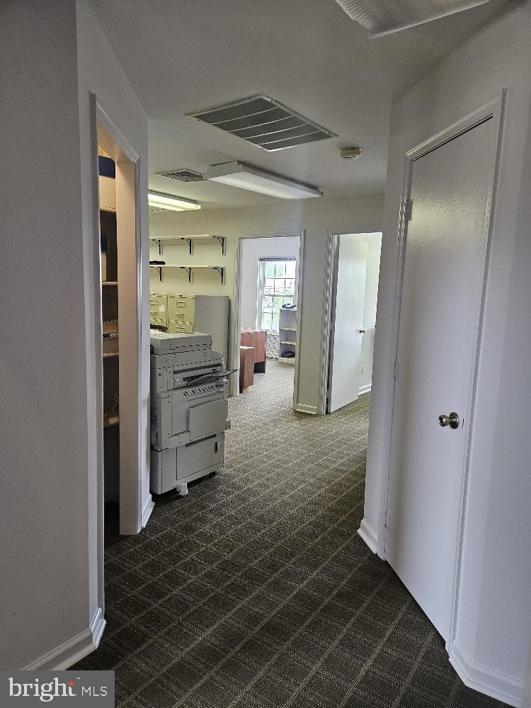 9679 Main St #d Property Photo 12