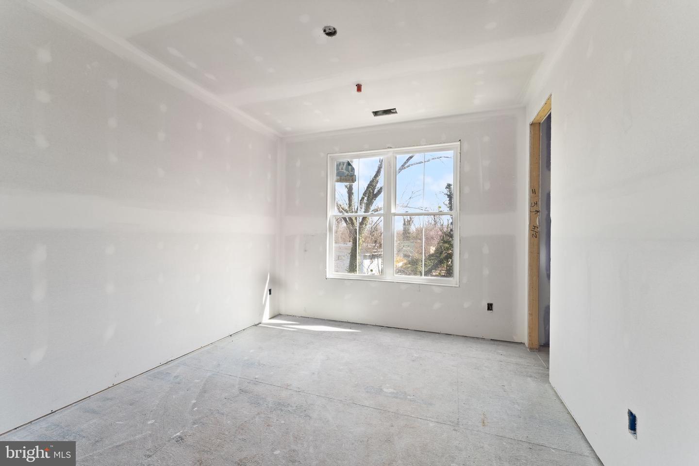 10634 Pocket Pl Property Photo 13