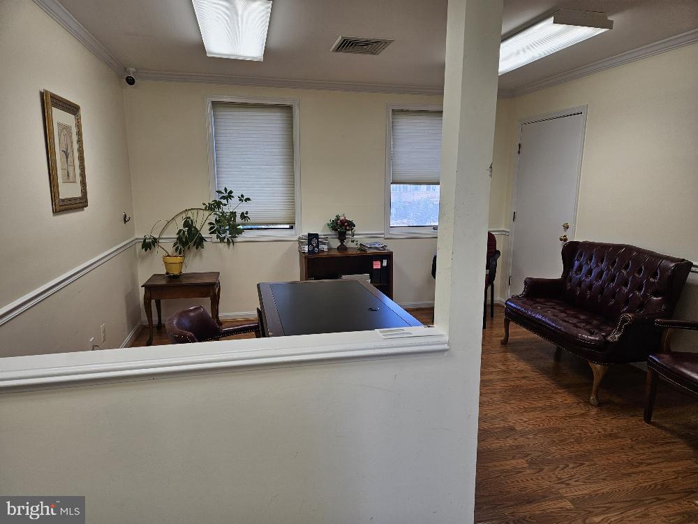 11094 Main St #d103 Property Photo 15