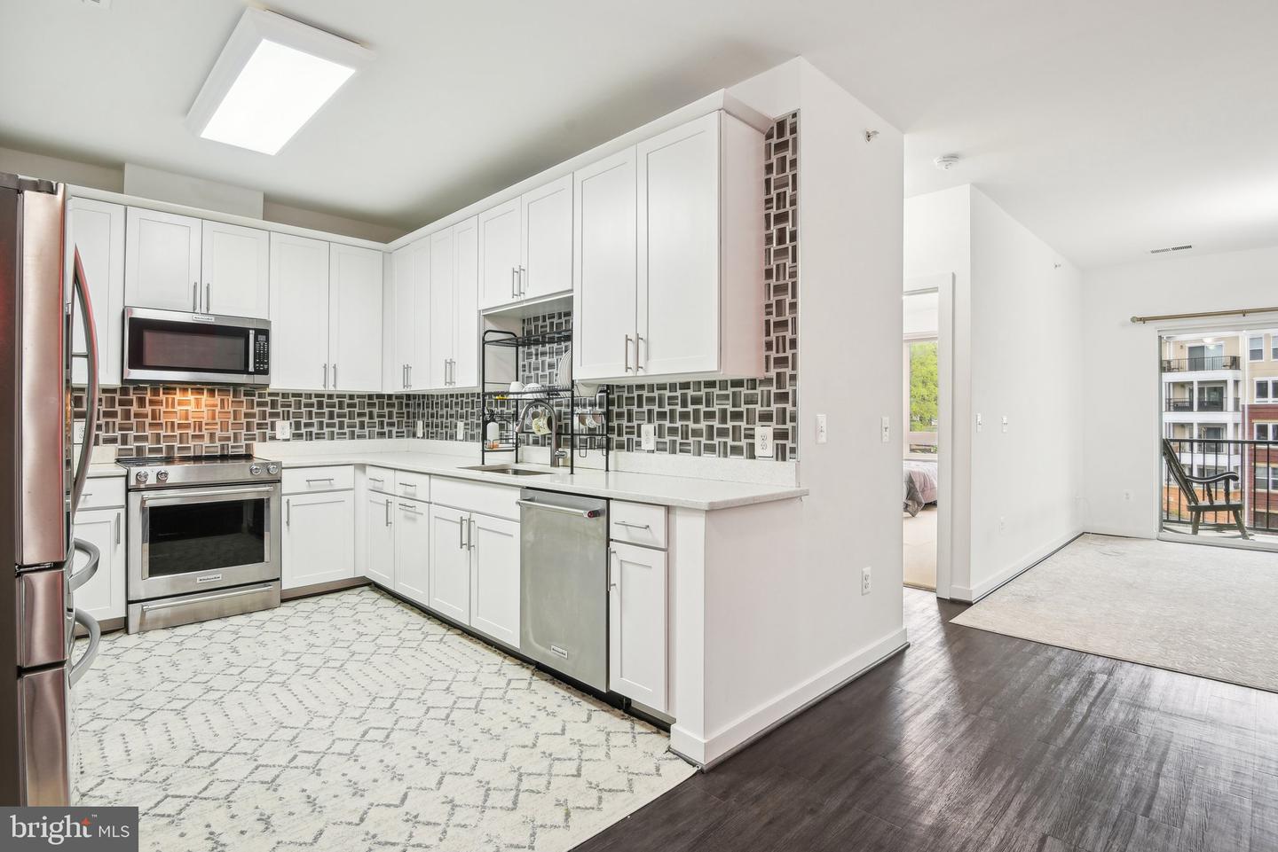 9430 Silver King Ct #410 Property Photo 7