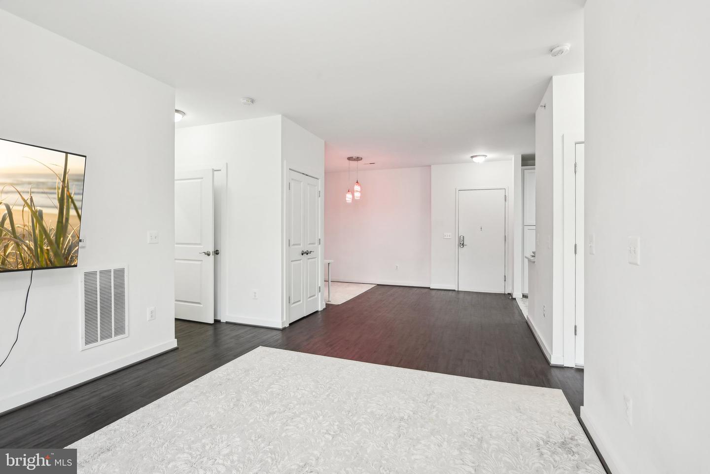 9430 Silver King Ct #410 Property Photo 9