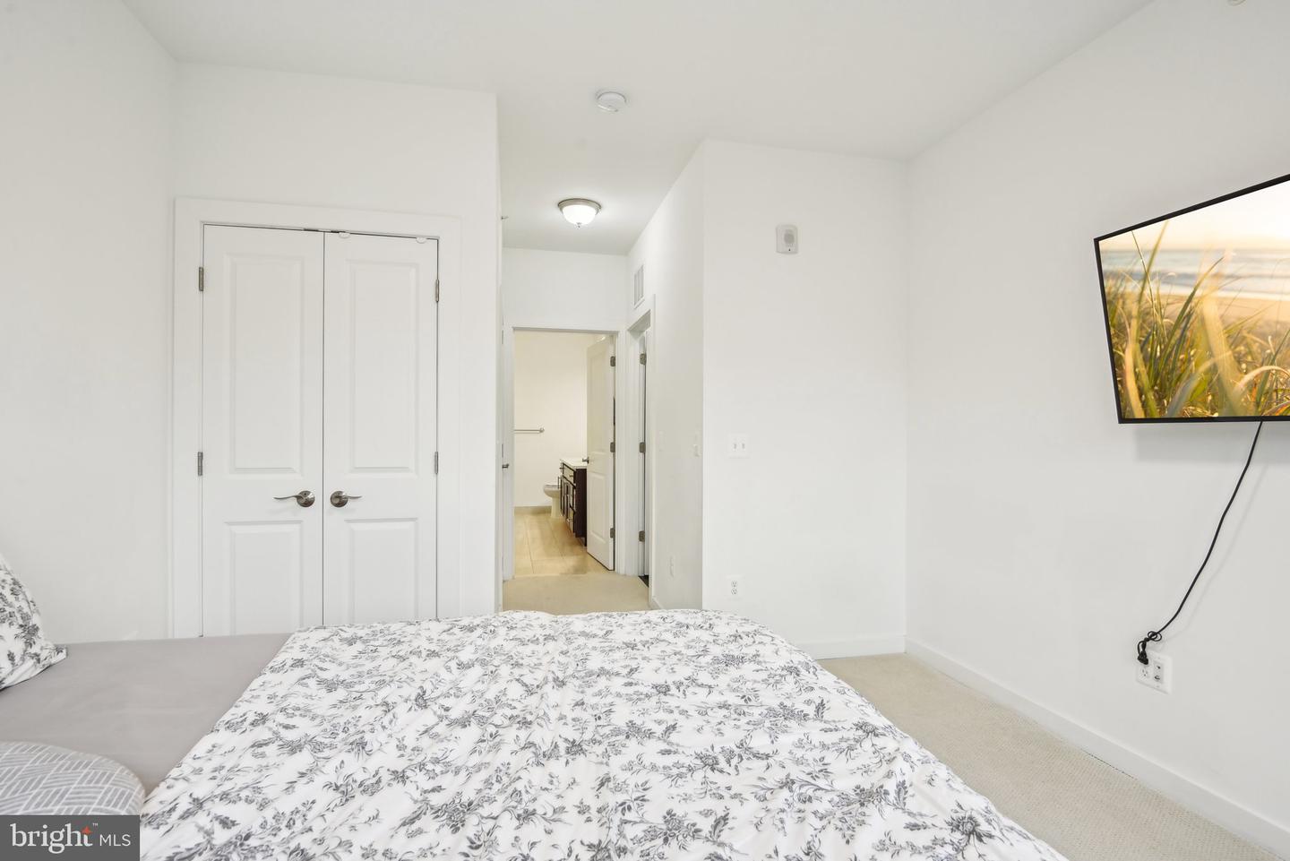 9430 Silver King Ct #410 Property Photo 16