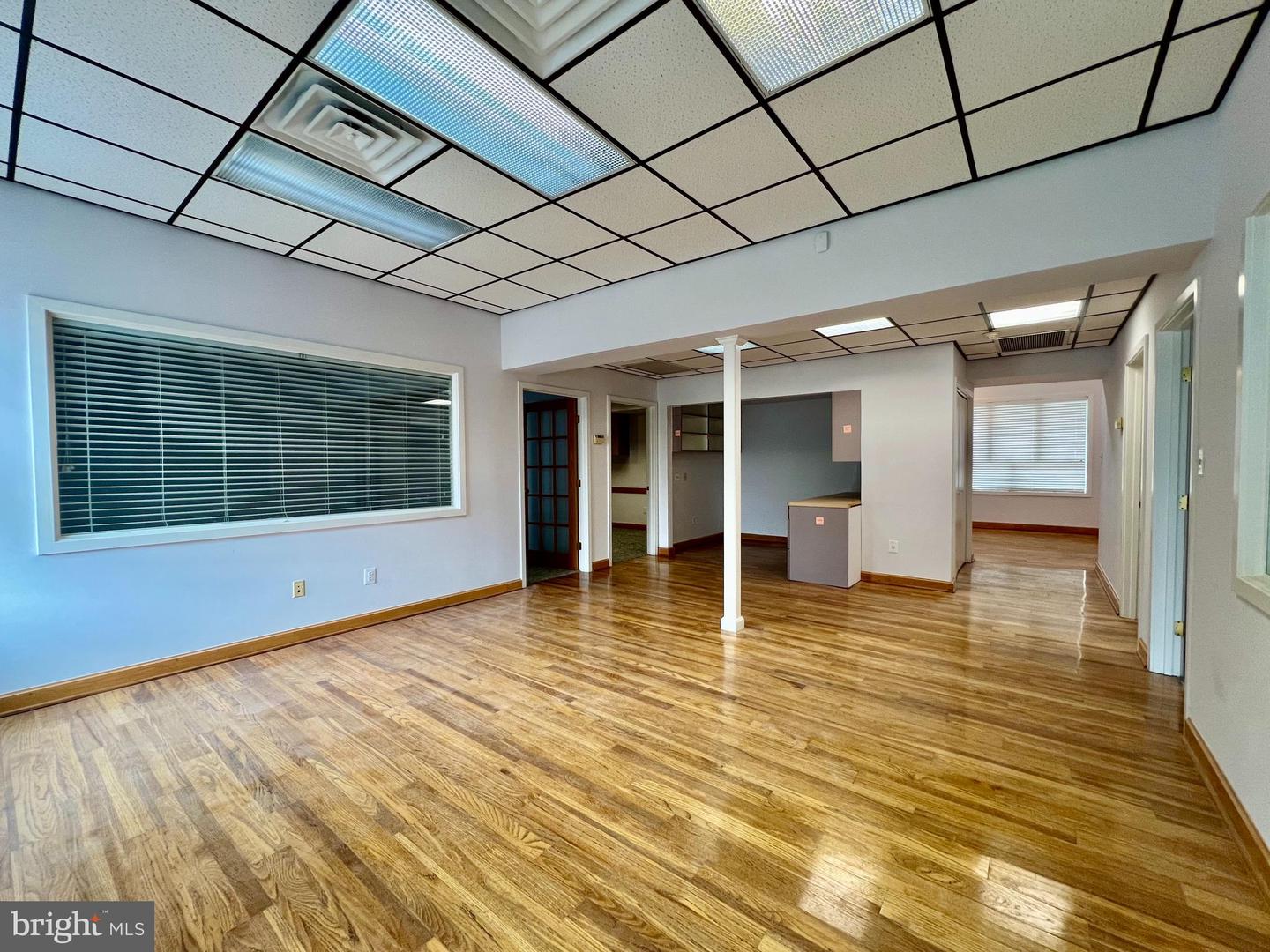 10335b-10337a Democracy Ln #b & A Property Photo 9