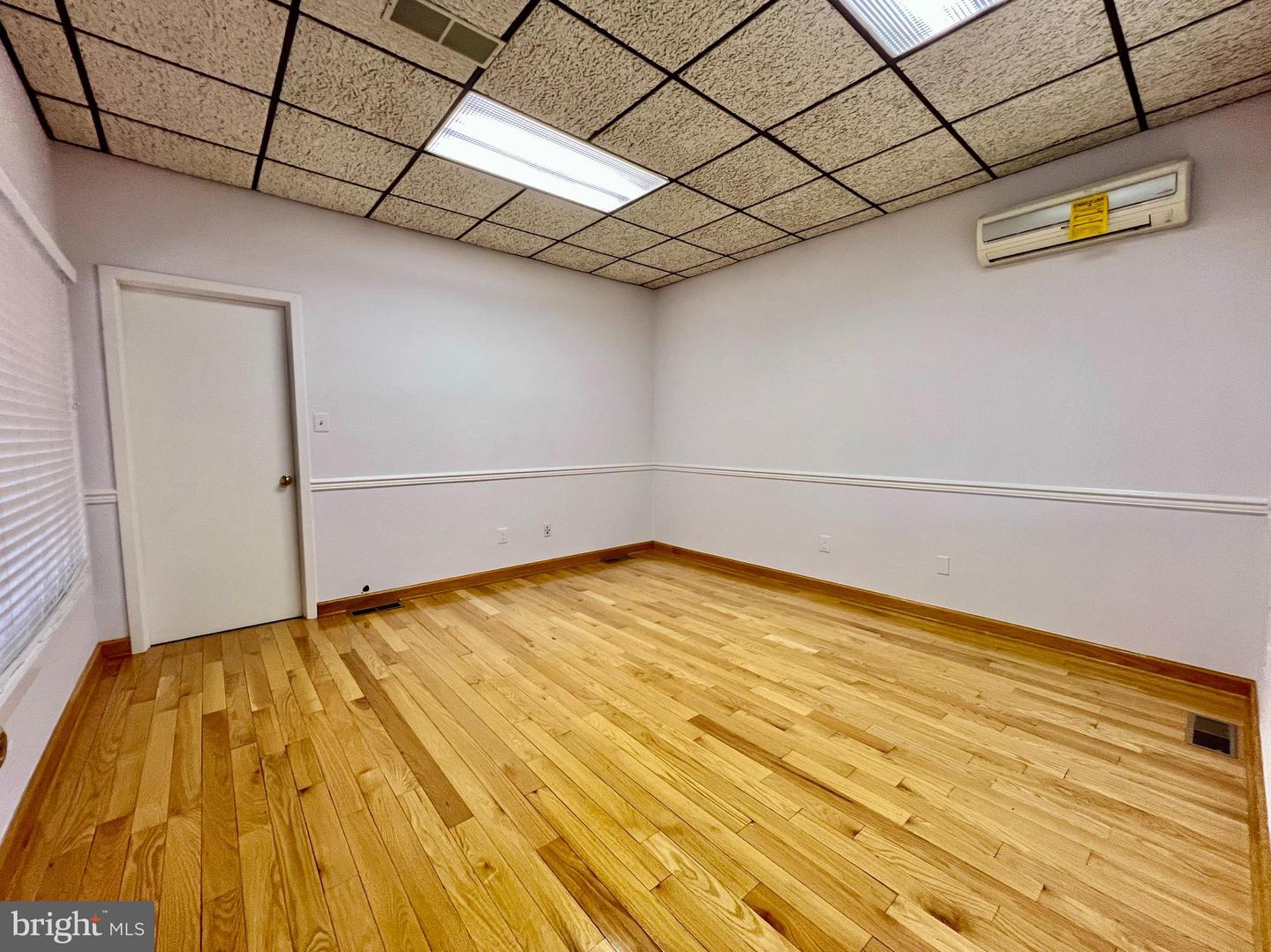 10335b-10337a Democracy Ln #b & A Property Photo 20
