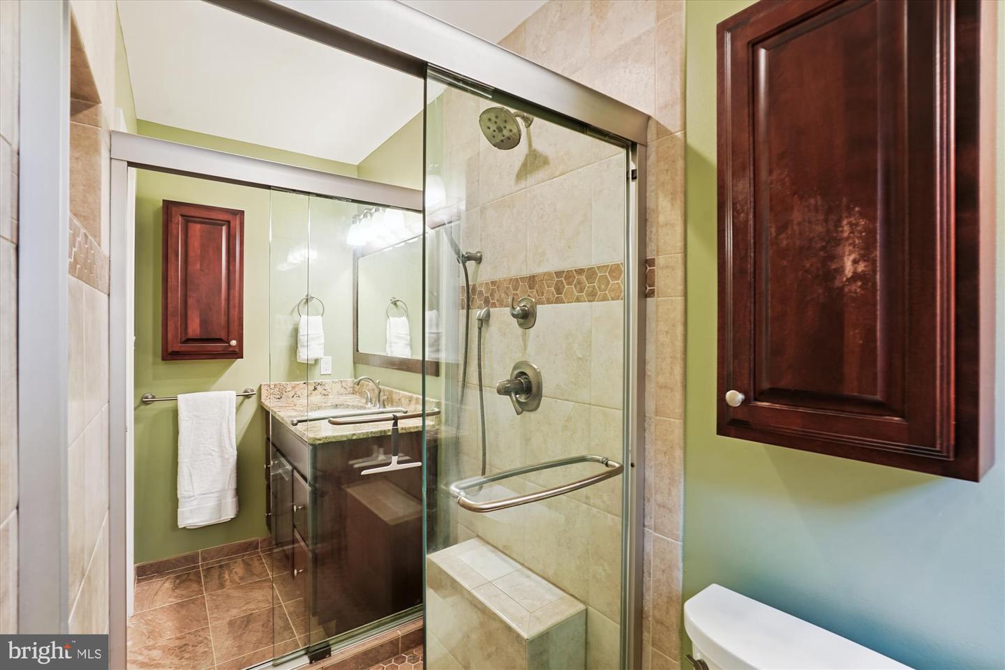 9811 Hampton Ln Property Photo 24
