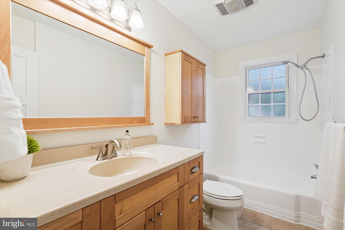 9811 Hampton Ln Property Photo 33