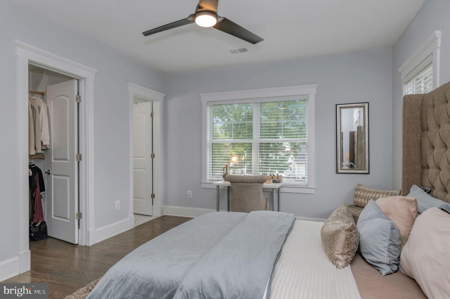 10708 Warwick Ave Property Photo 34