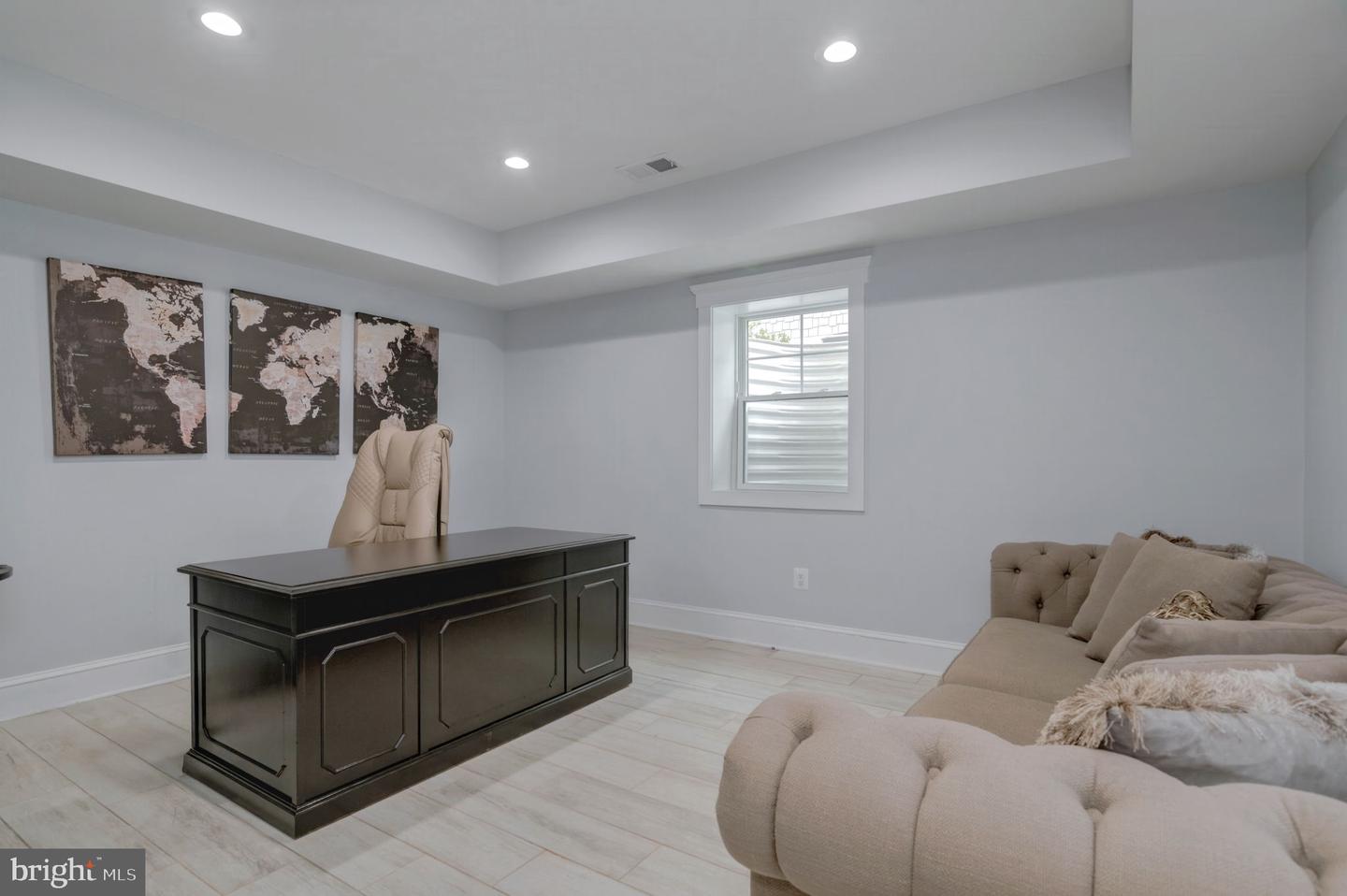 10708 Warwick Ave Property Photo 51