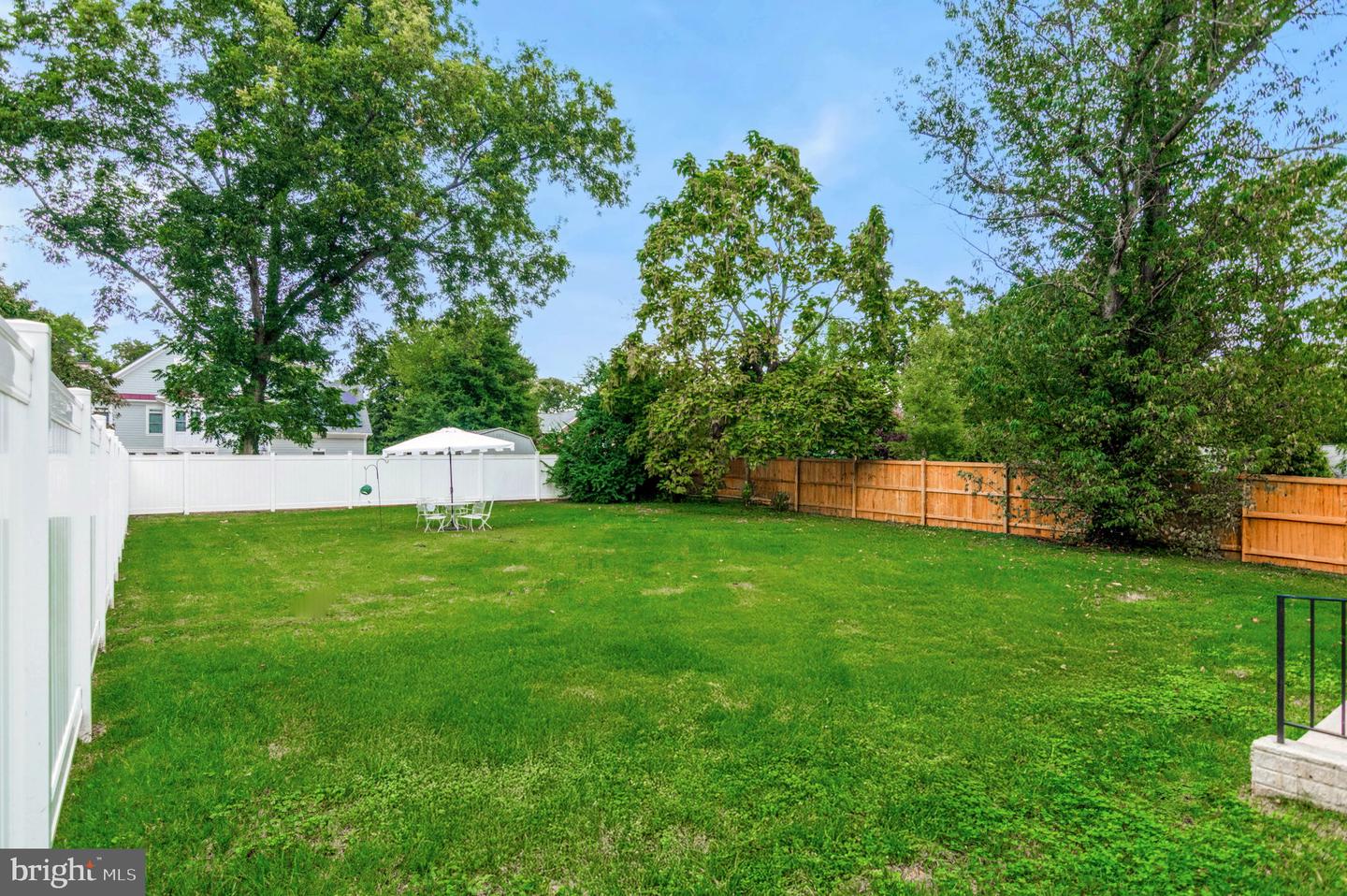 10708 Warwick Ave Property Photo 65