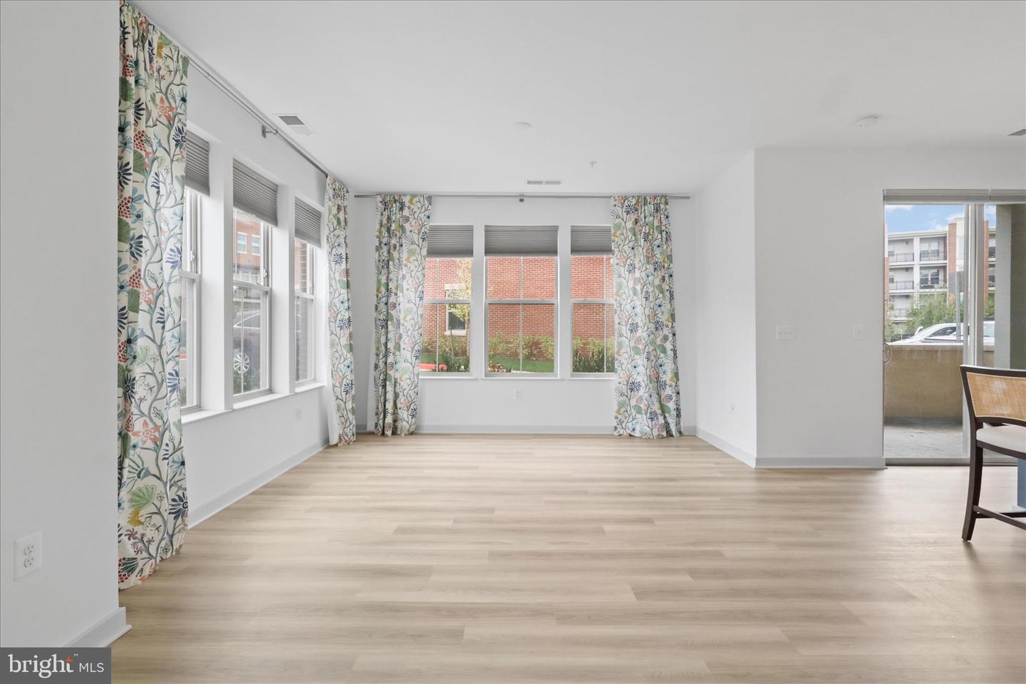 10755 Fairgrounds Dr #101 Property Photo 17