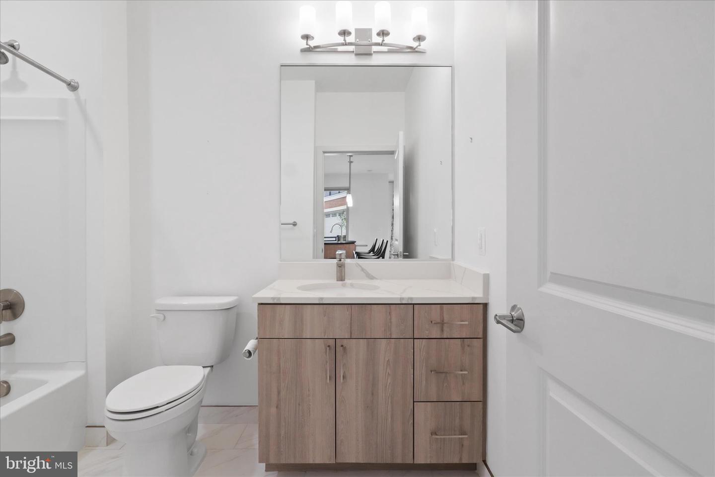 10755 Fairgrounds Dr #101 Property Photo 19