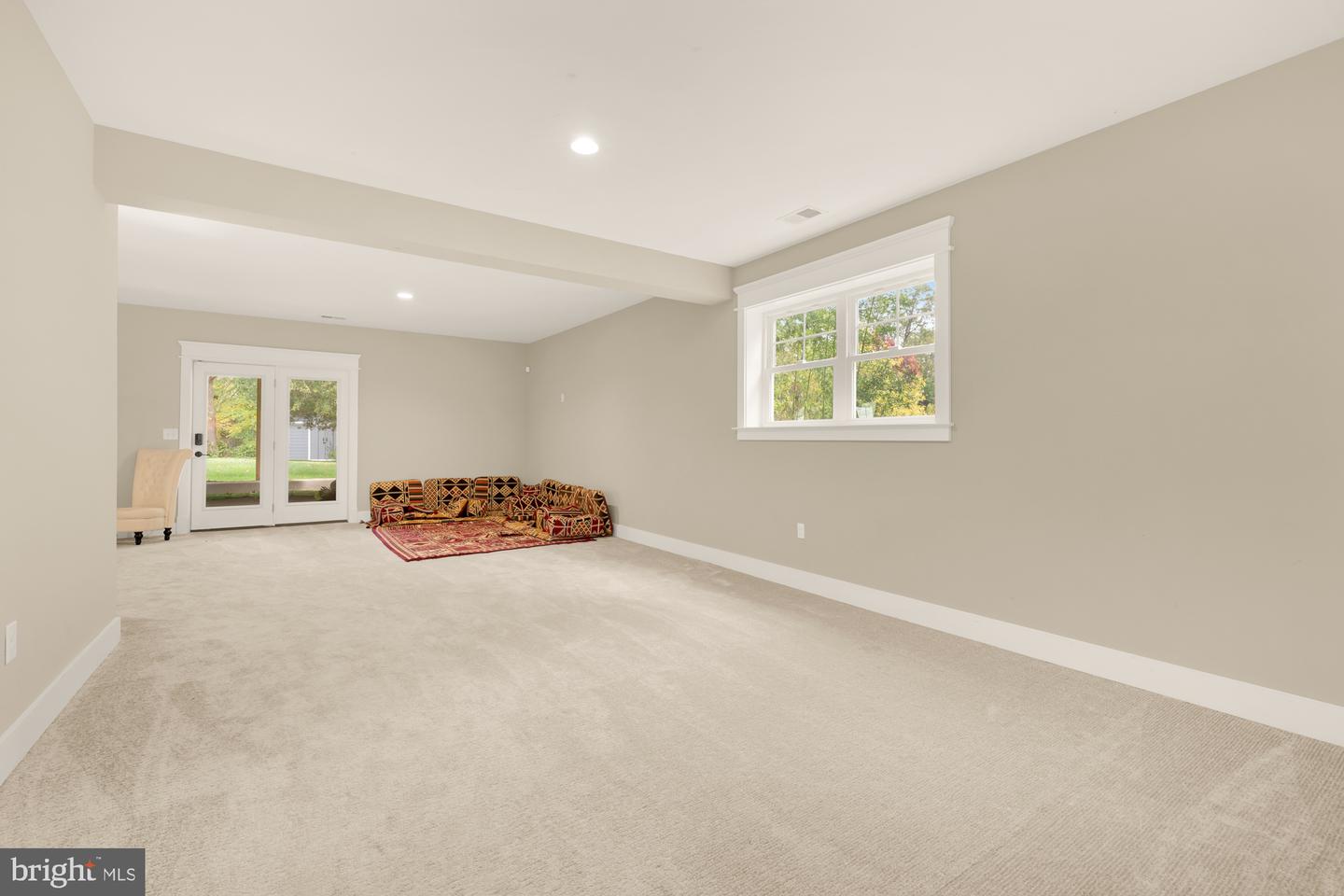 10602 Oak Pl Property Photo 50