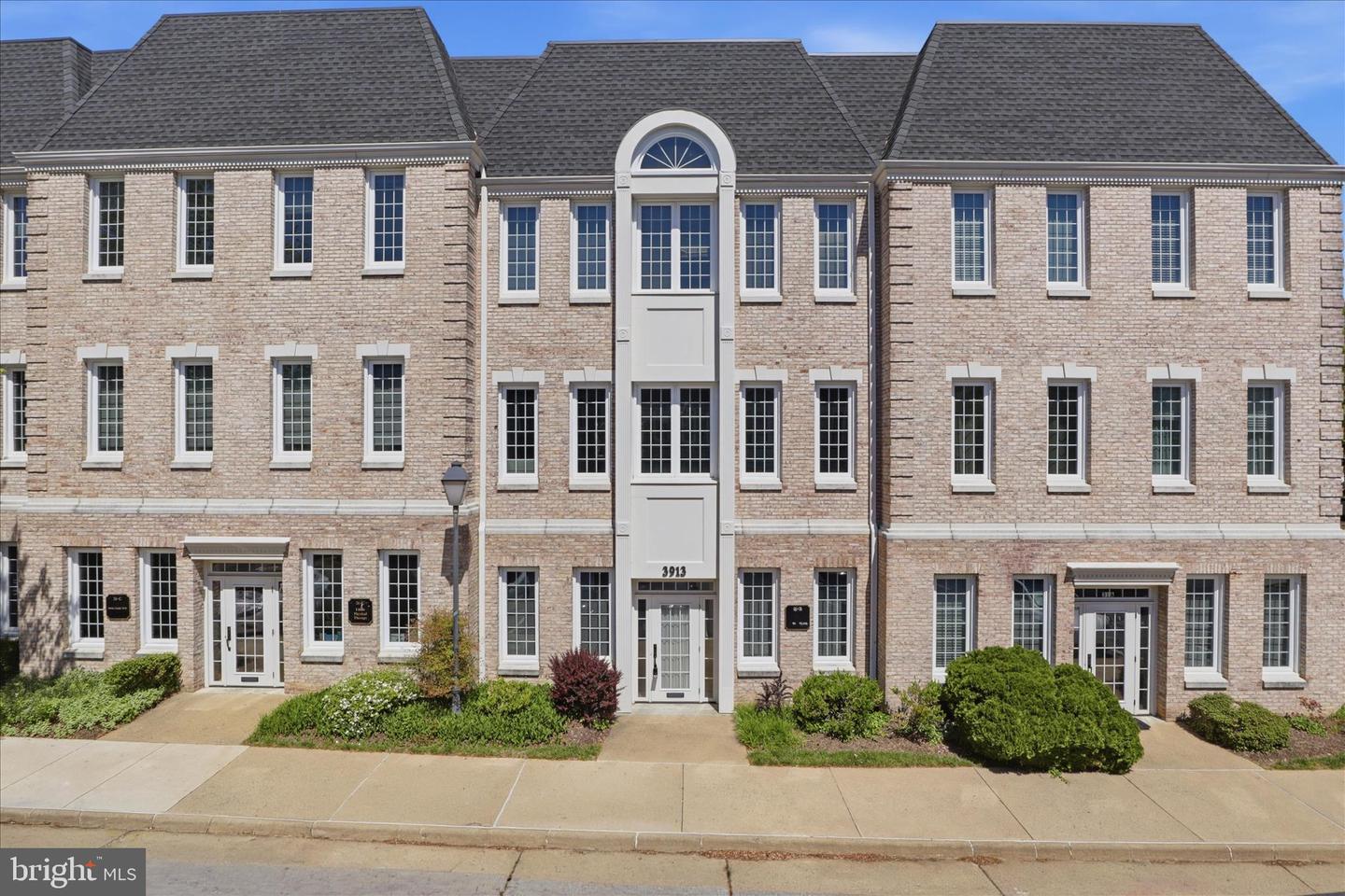 3913 Blenheim Blvd #31b Property Photo 1