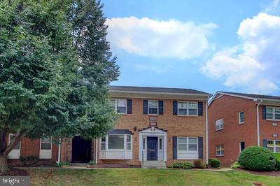 10503 W West Dr #b Property Photo 1