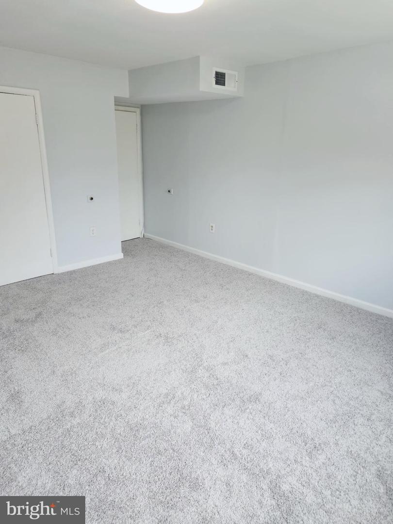 9471 Fairfax Blvd #201 Property Photo 17