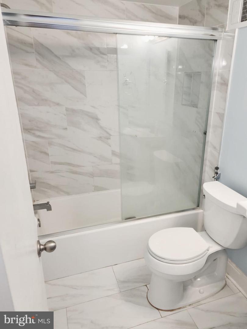 9471 Fairfax Blvd #201 Property Photo 18