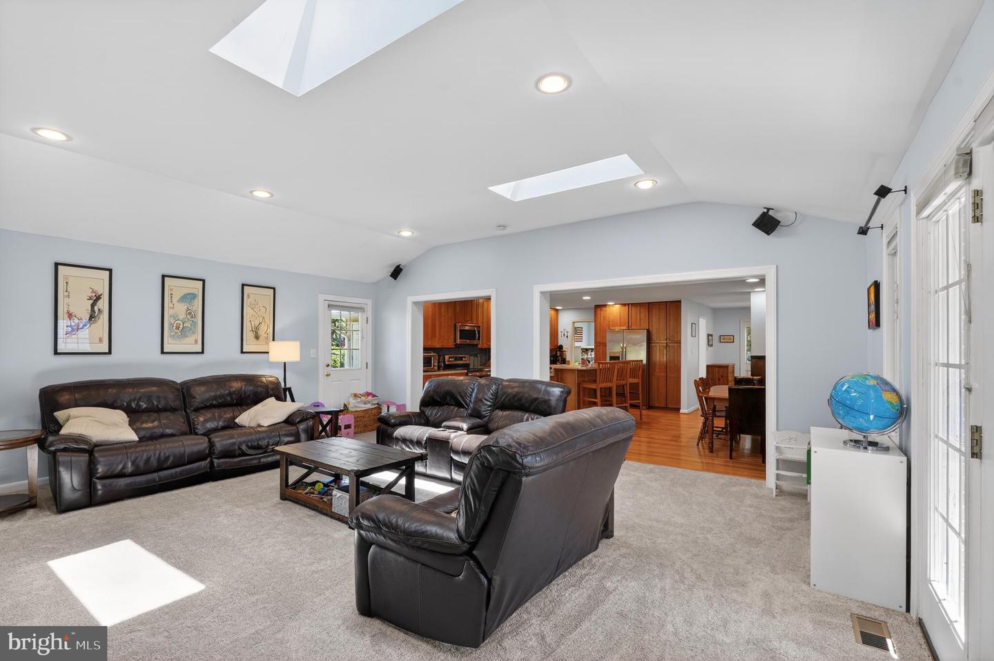 10207 Antietam Ave Property Photo 9