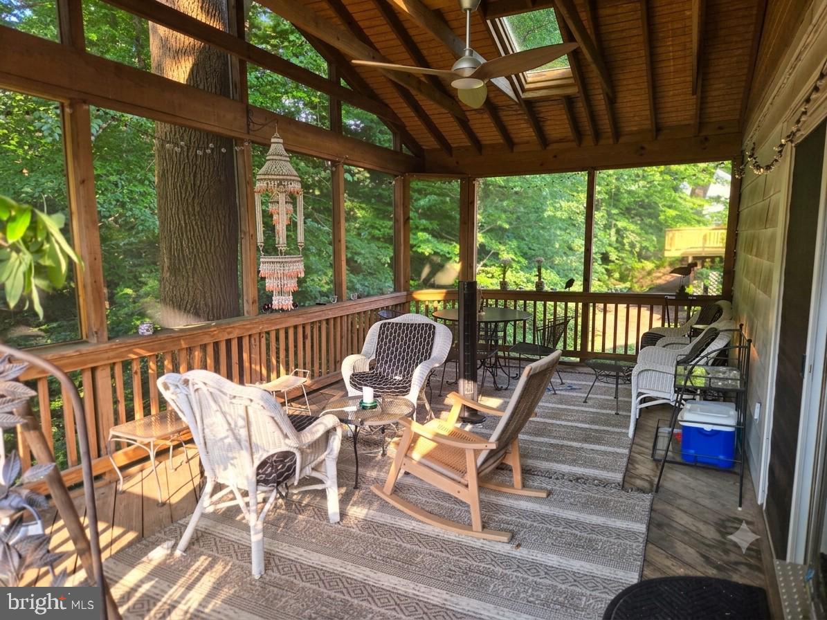 10104 Scout Dr Property Photo 15