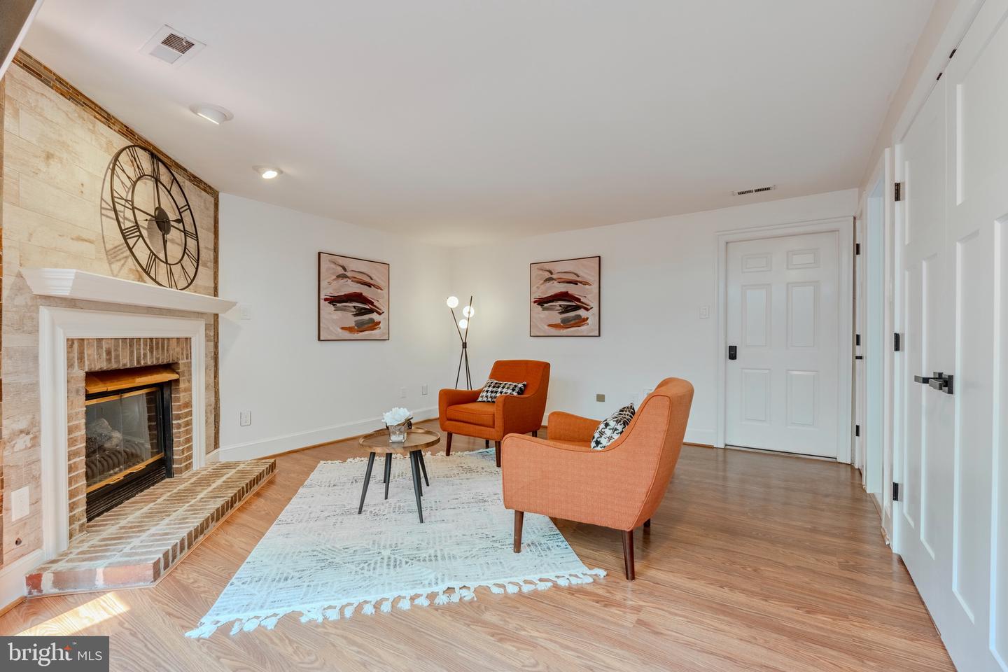 10449 Breckinridge Ln Property Photo 17
