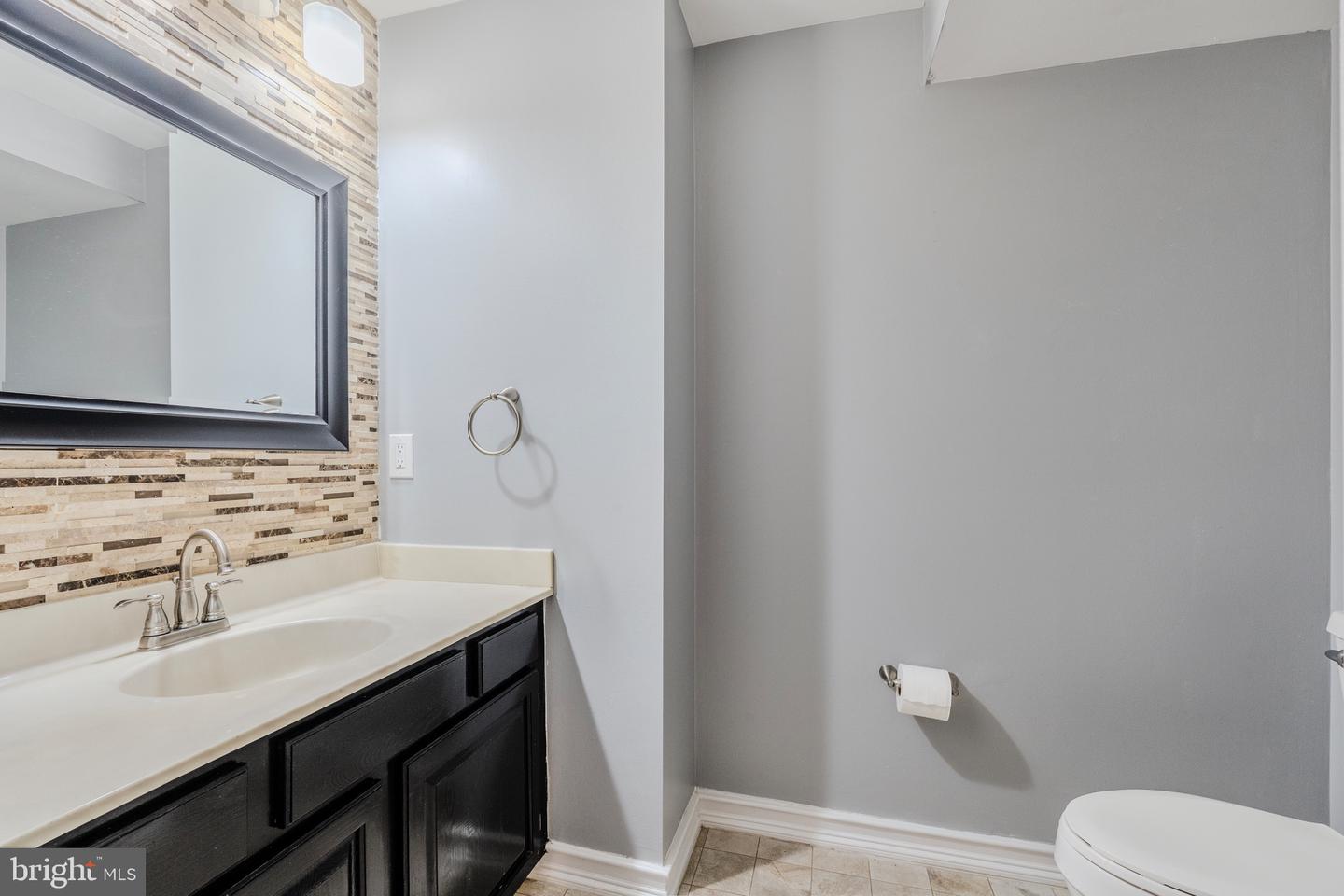 10449 Breckinridge Ln Property Photo 24