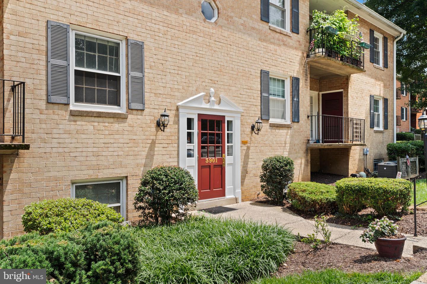 3901 Lyndhurst Dr #201 Property Photo 4