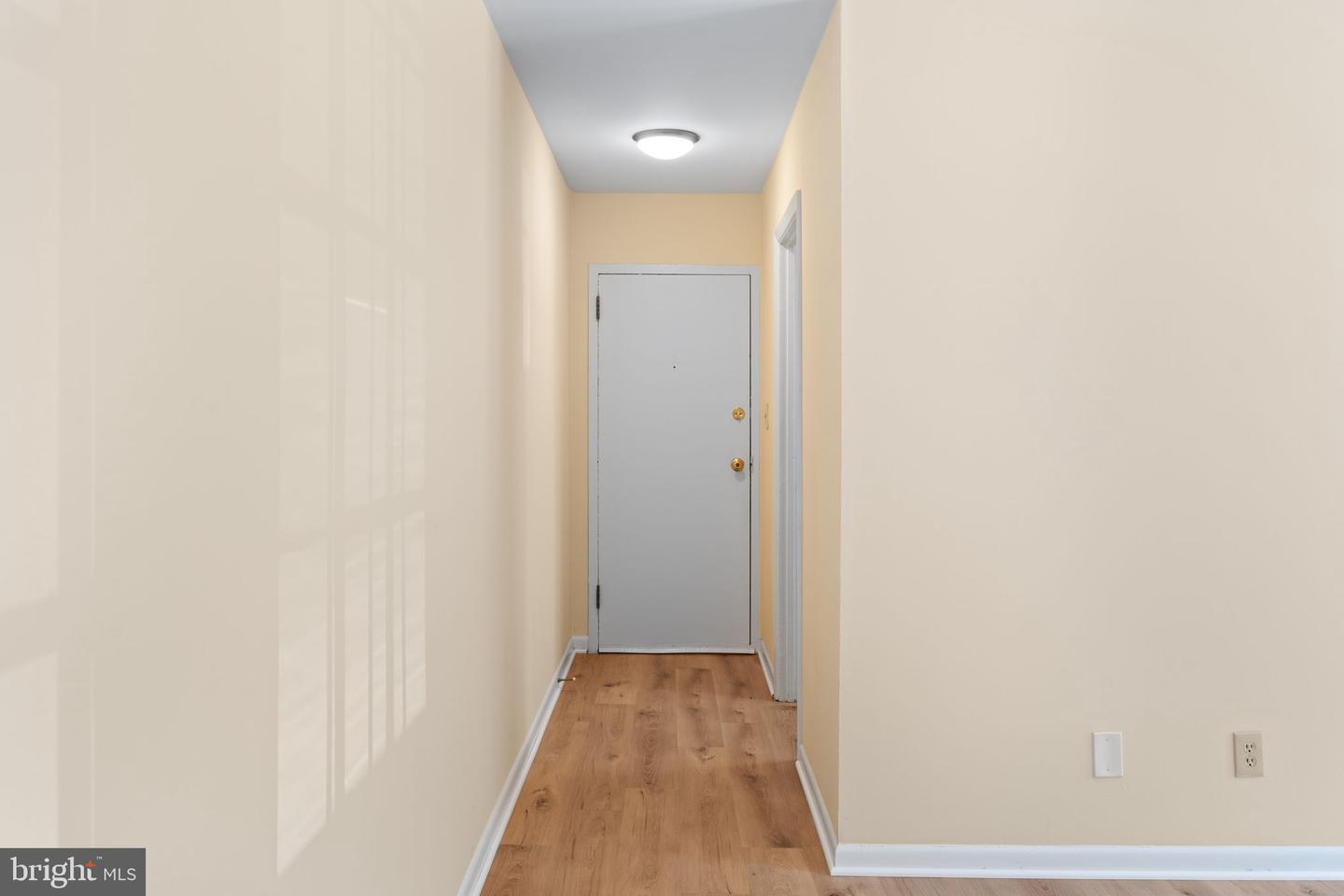 3901 Lyndhurst Dr #201 Property Photo 7