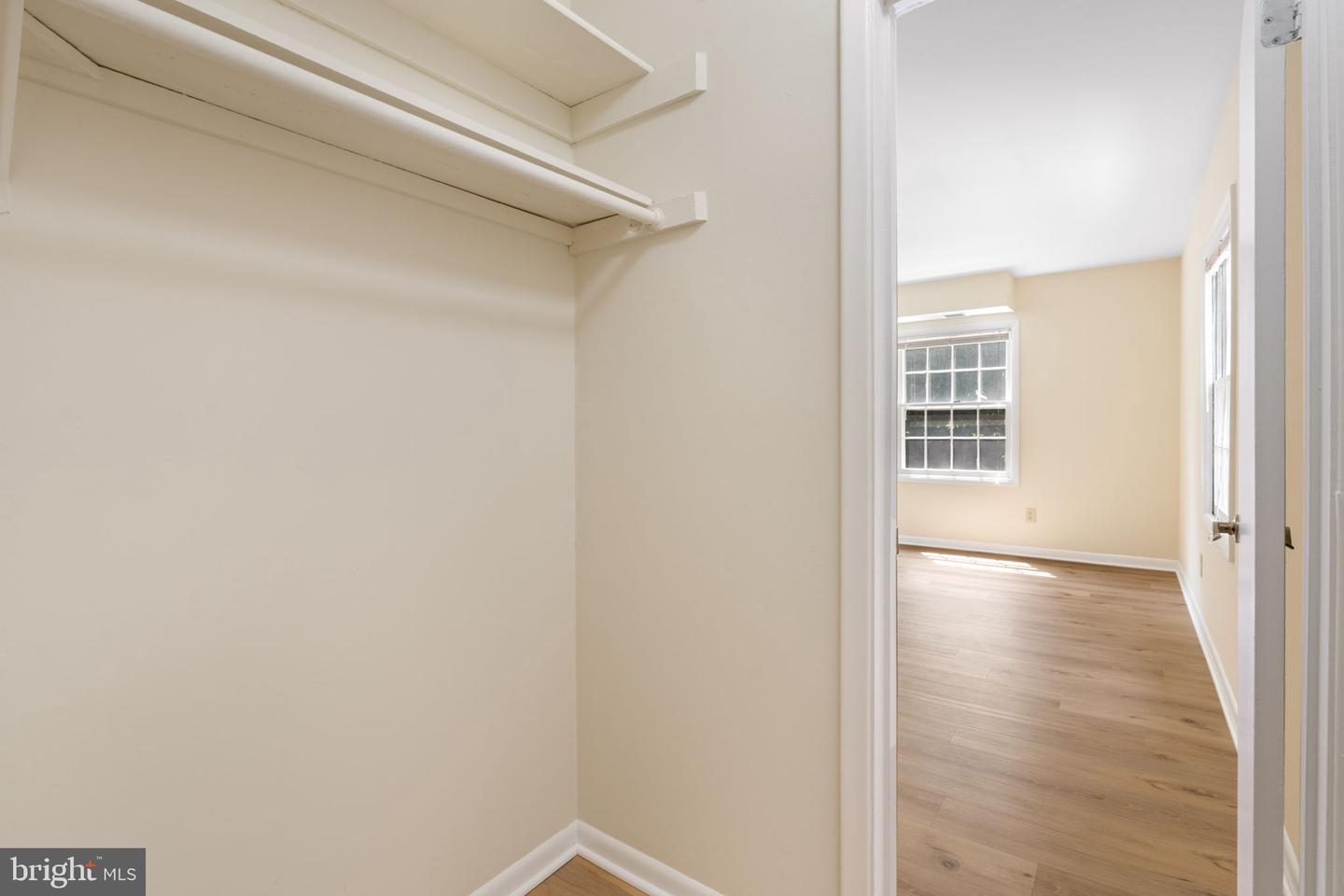 3901 Lyndhurst Dr #201 Property Photo 25