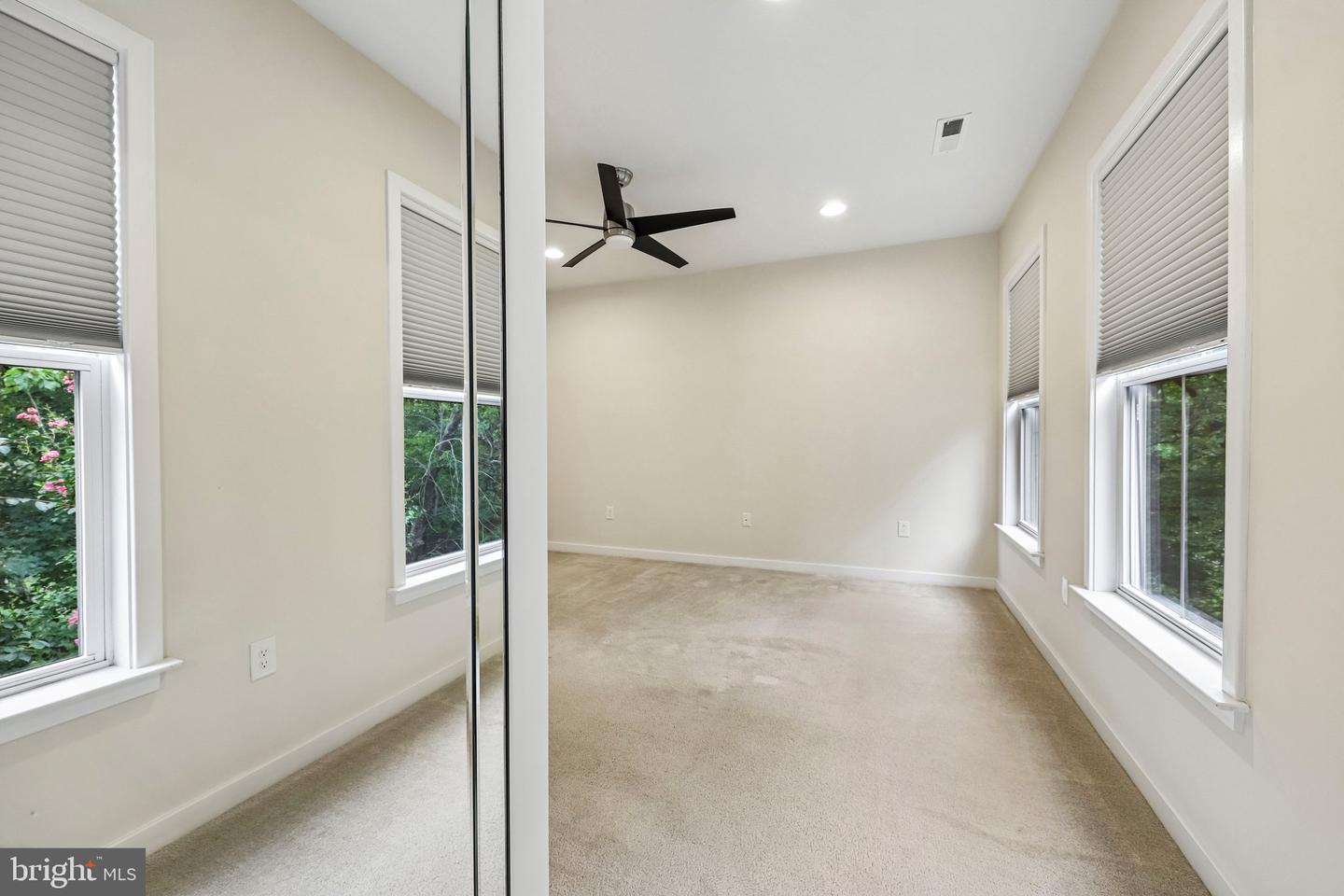 3961 Norton Pl Property Photo 27