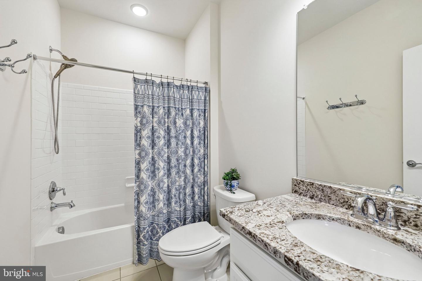 3961 Norton Pl Property Photo 29
