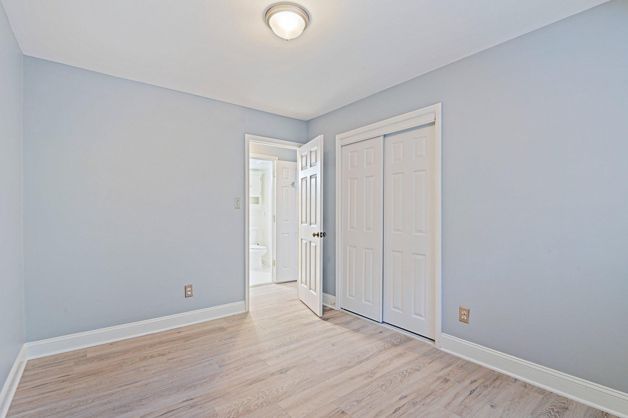 3860 Lyndhurst Dr #101 Property Photo 17