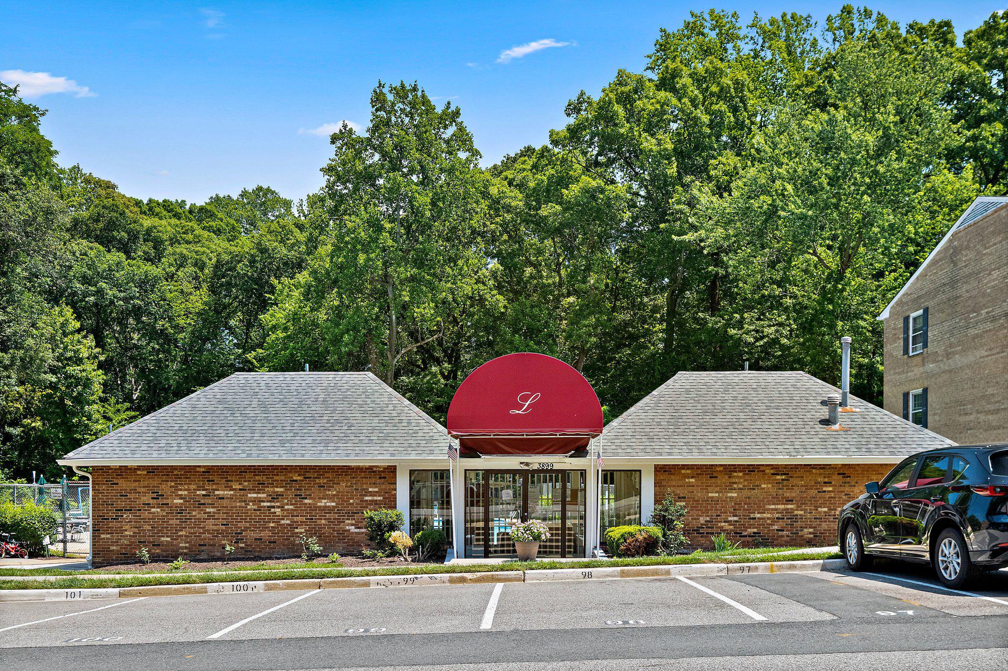 3860 Lyndhurst Dr #101 Property Photo 25